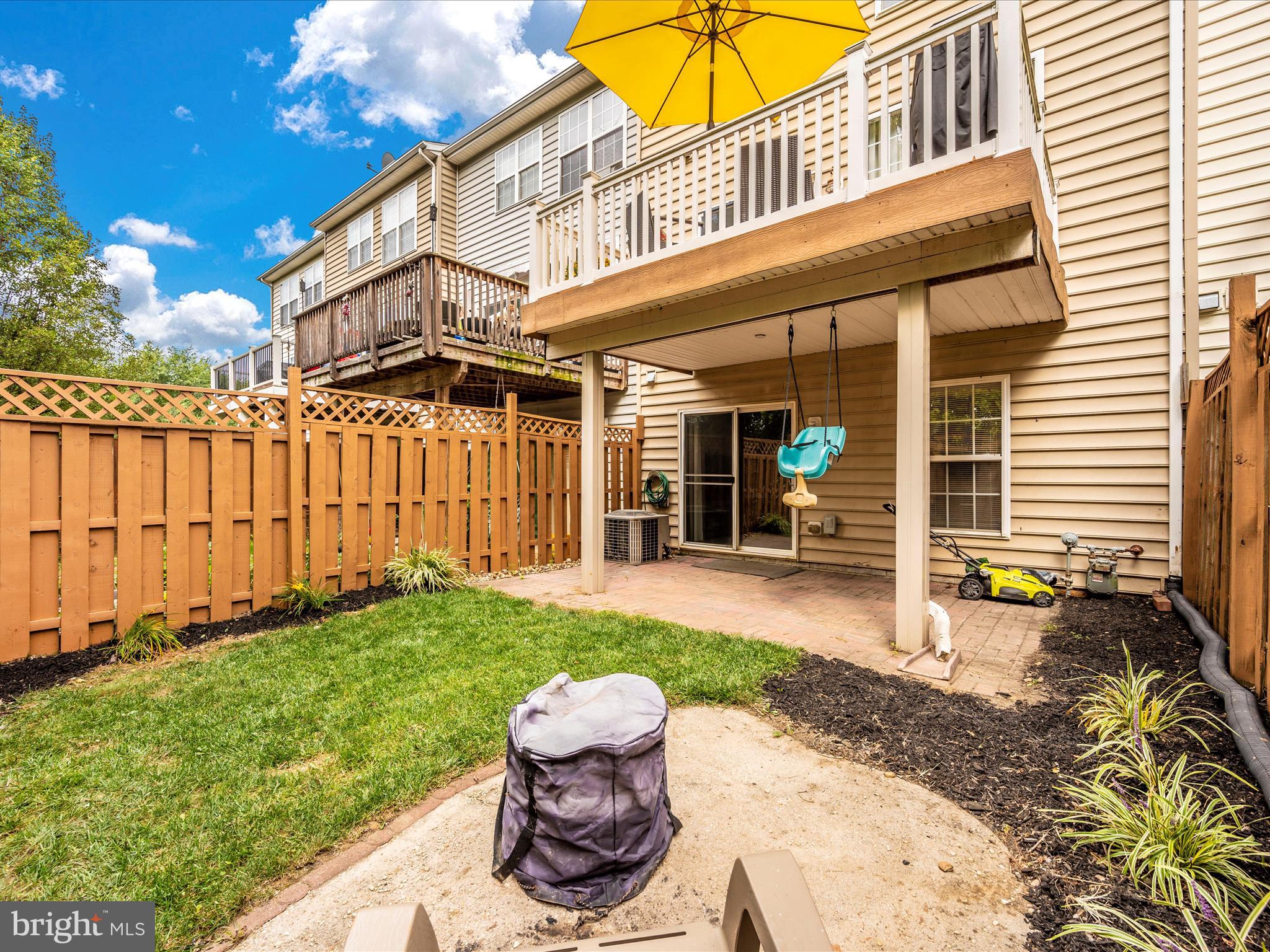 407 Green Fern CIRCLE