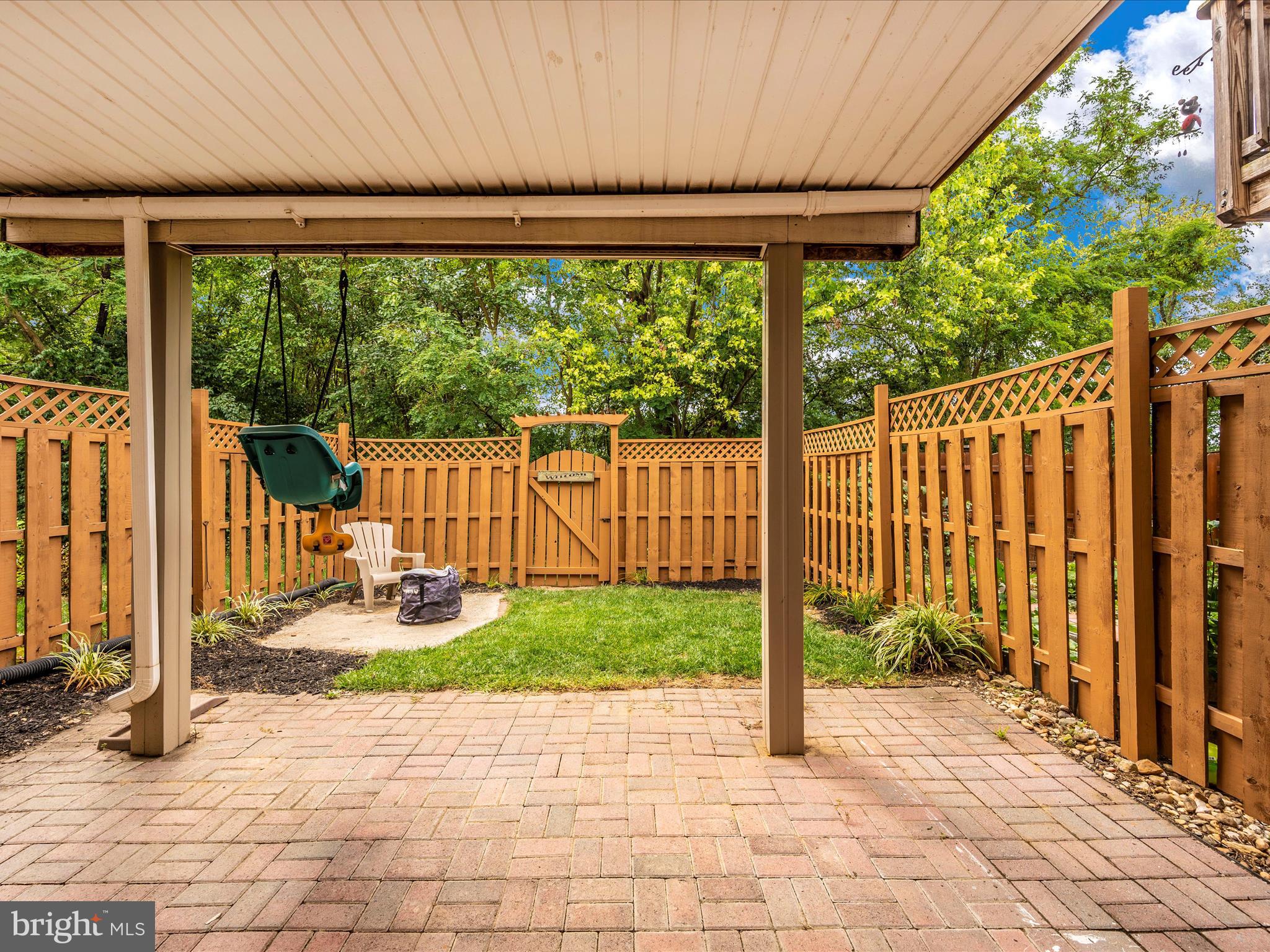 407 Green Fern CIRCLE
