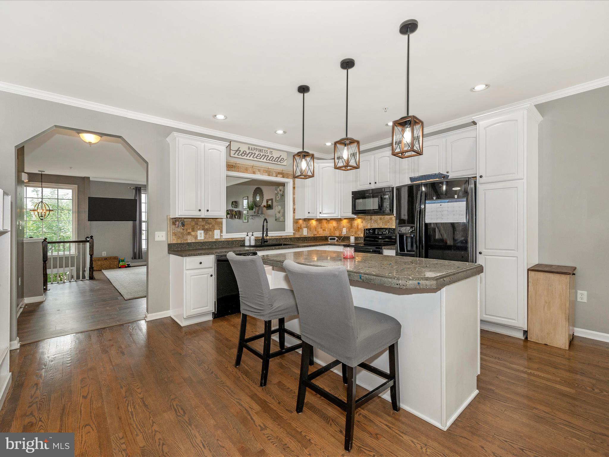 407 Green Fern CIRCLE