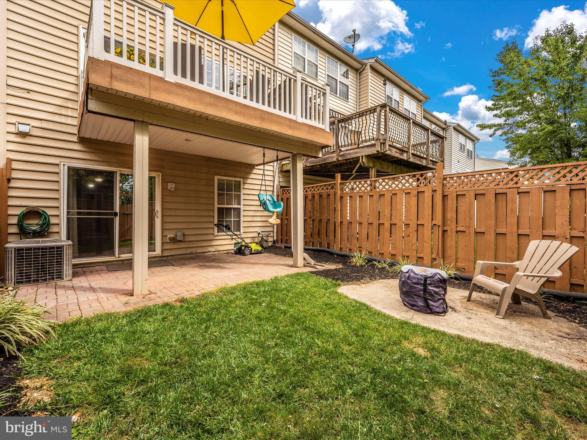 407 Green Fern CIRCLE
