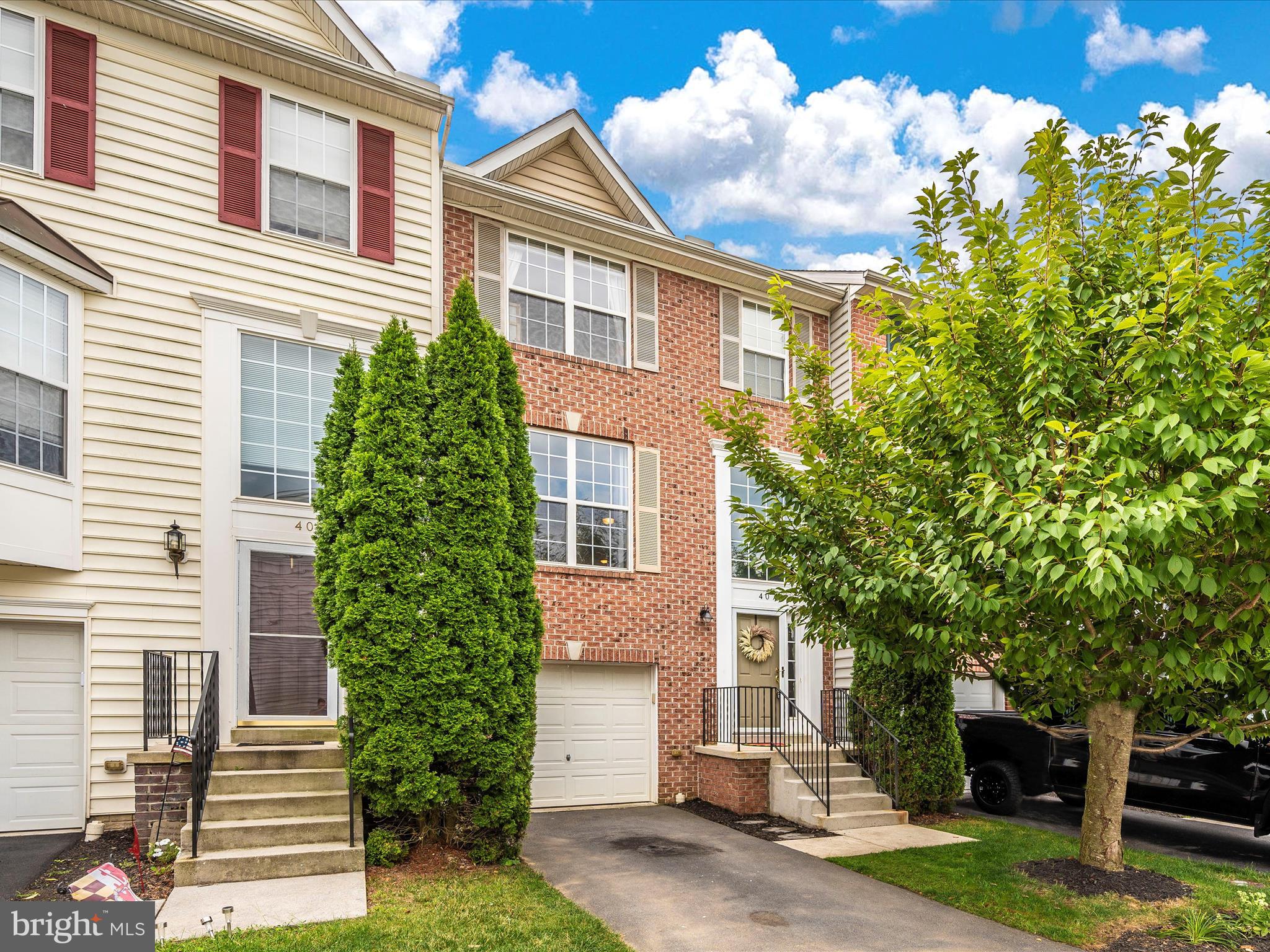 407 Green Fern CIRCLE