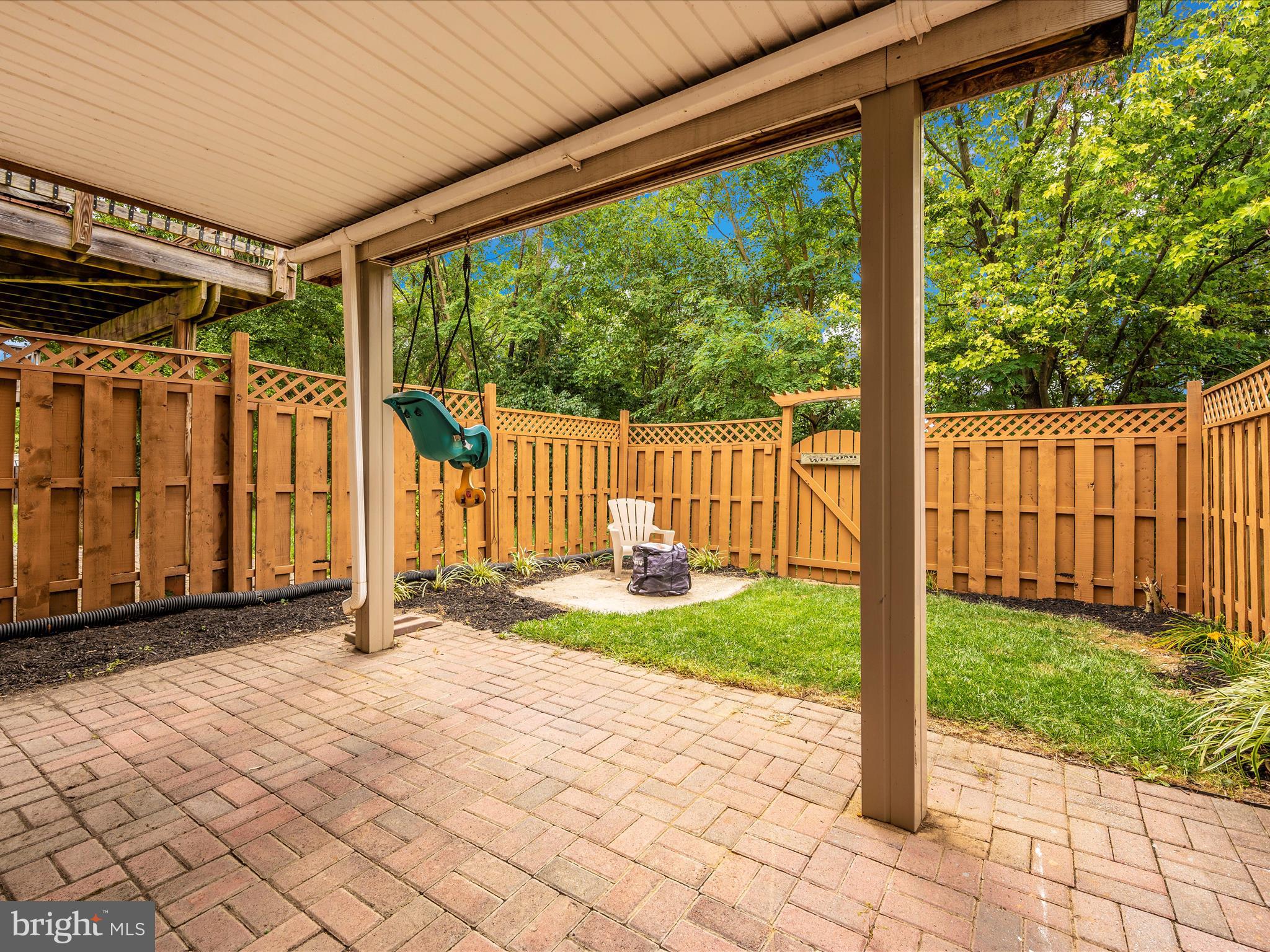 407 Green Fern CIRCLE
