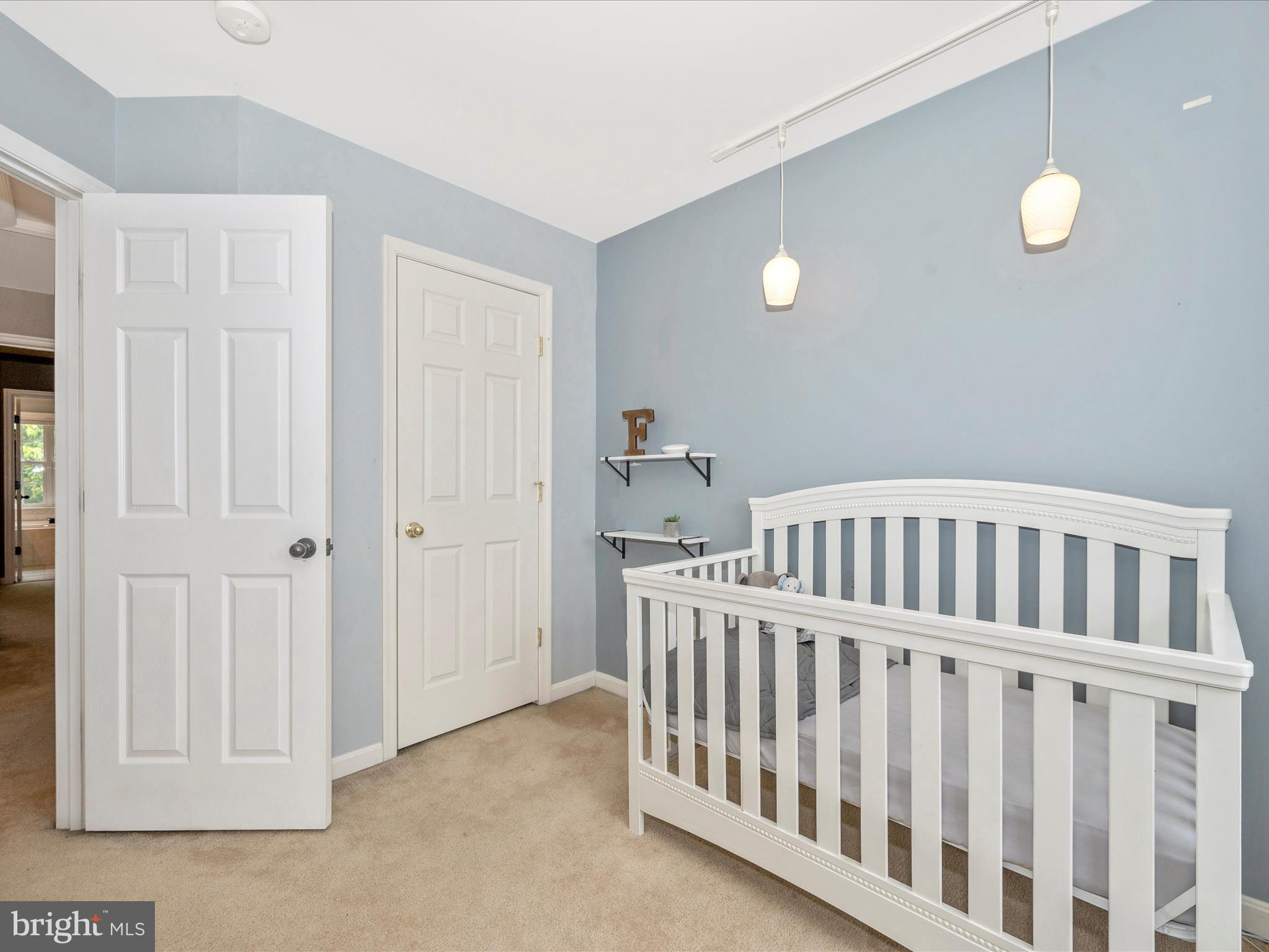 407 Green Fern CIRCLE