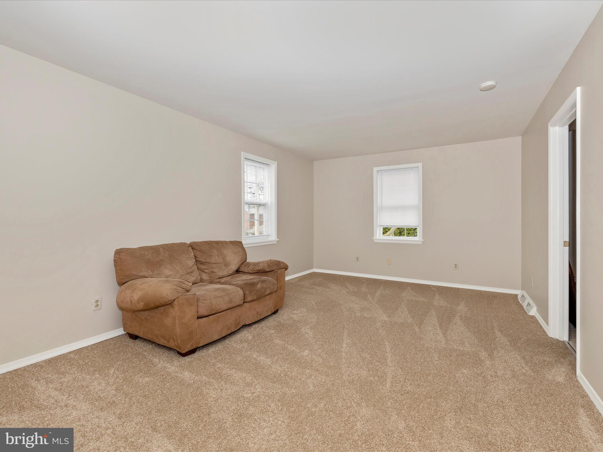 1421 Hamilton Blvd