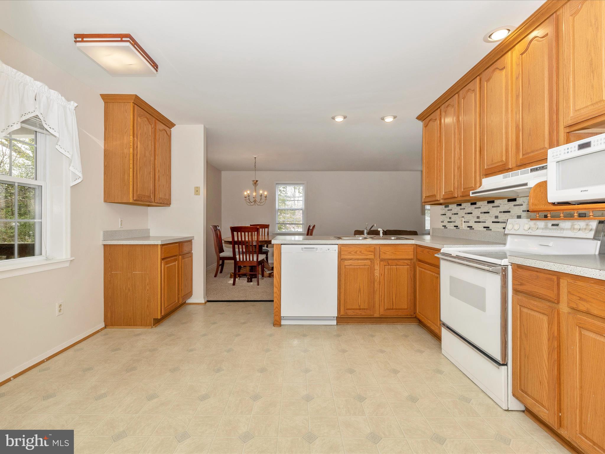 1421 Hamilton Blvd