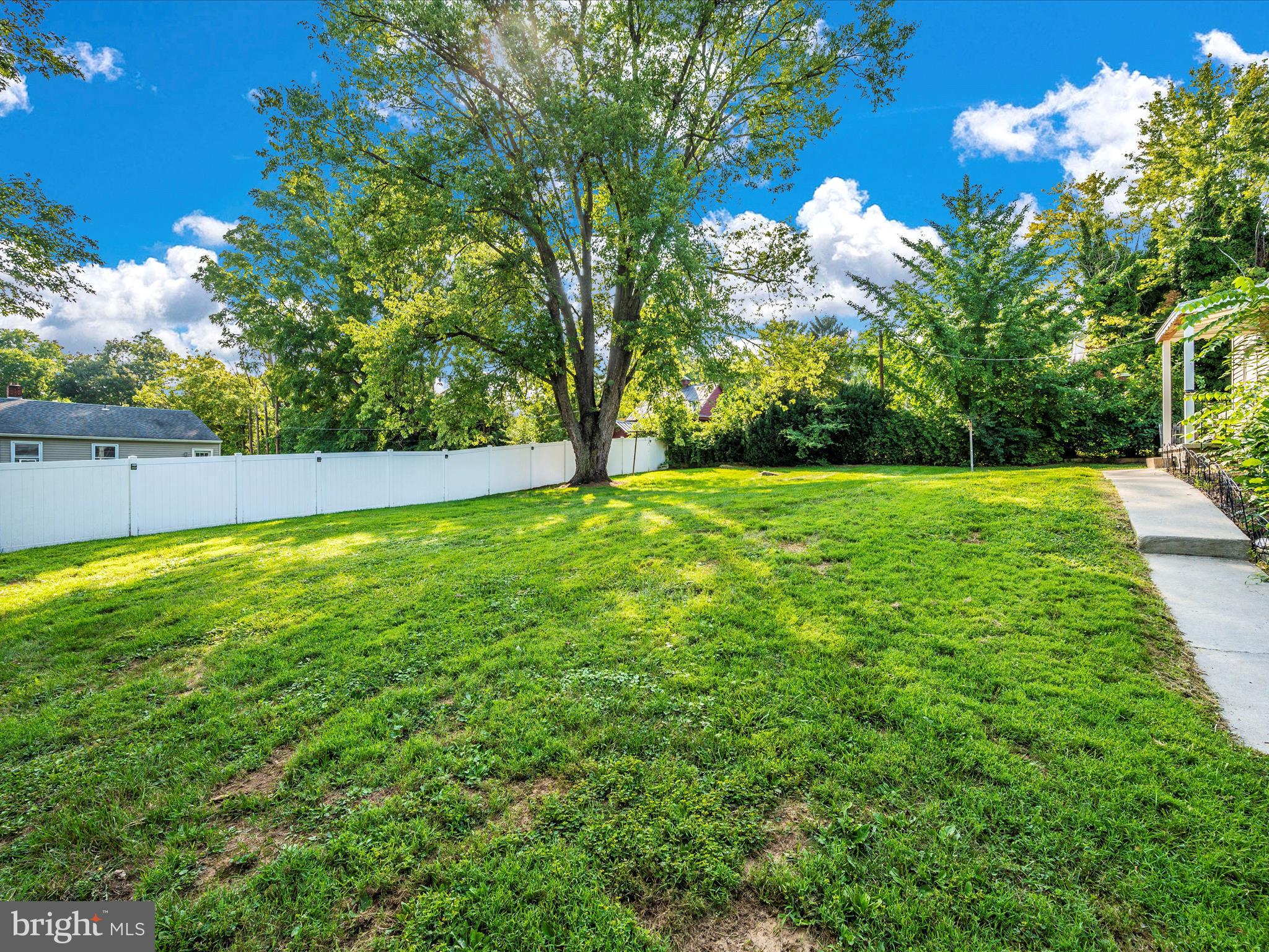 20305 BEAVER CREEK ROAD