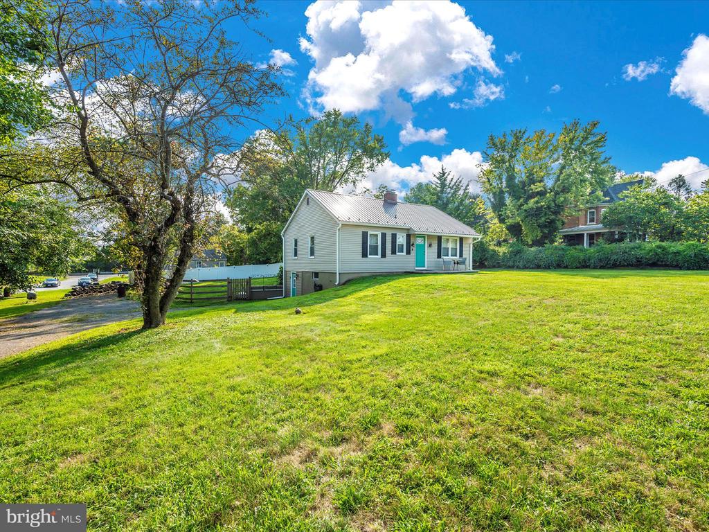 20305 BEAVER CREEK ROAD