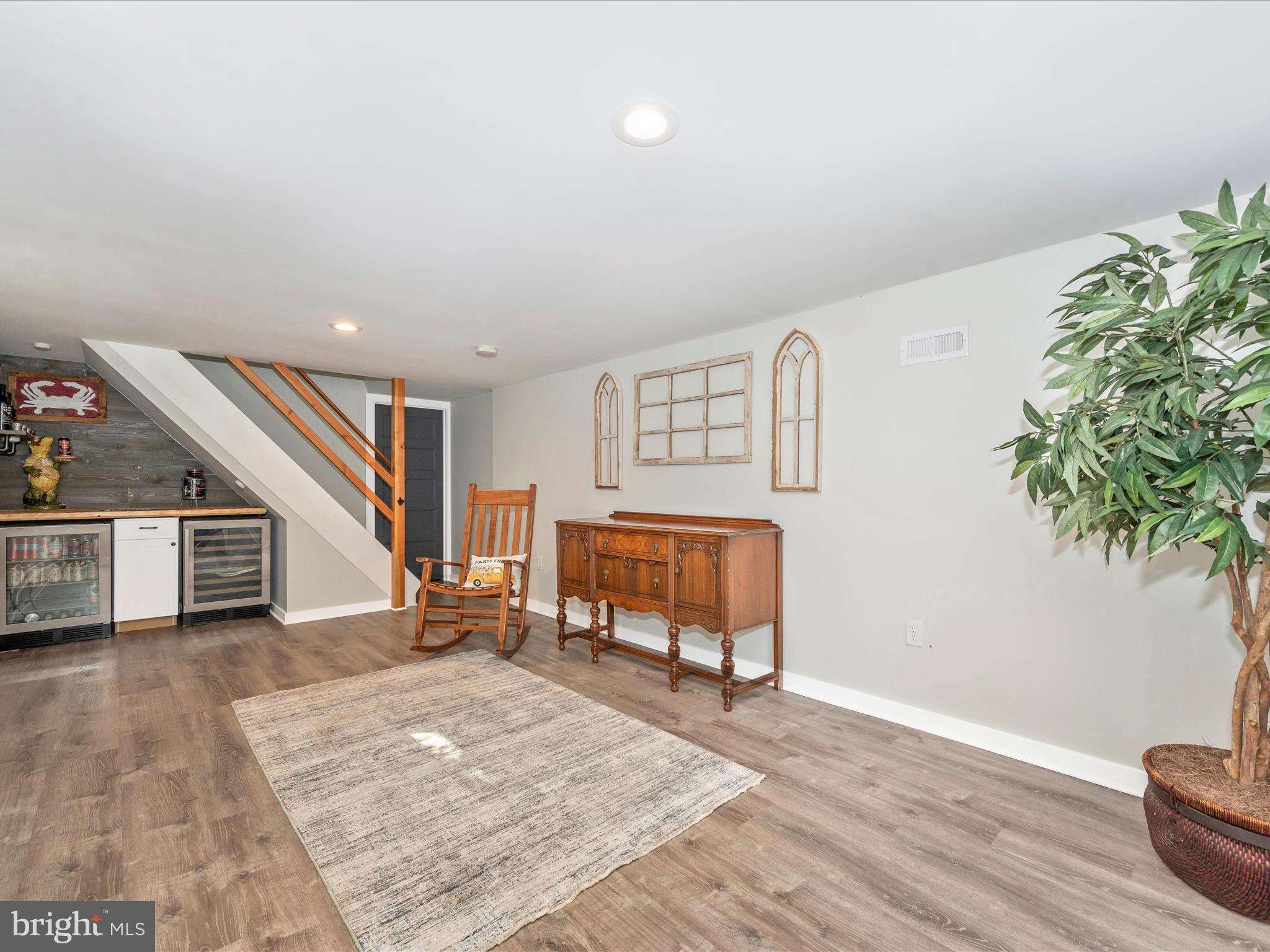 20305 BEAVER CREEK ROAD