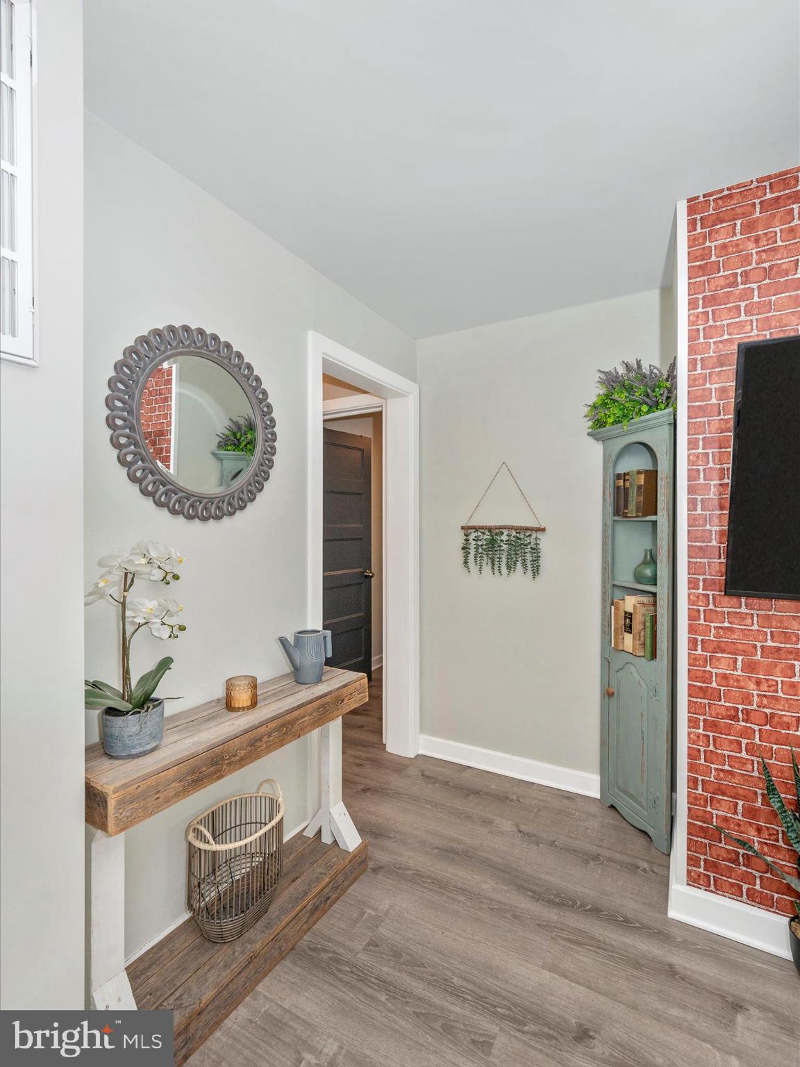 20305 BEAVER CREEK ROAD