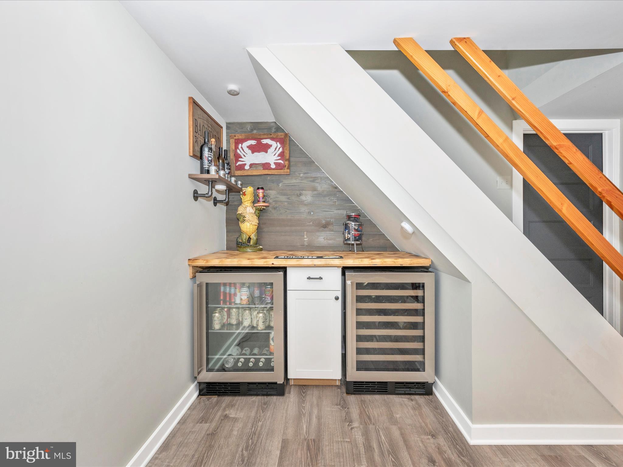 20305 BEAVER CREEK ROAD