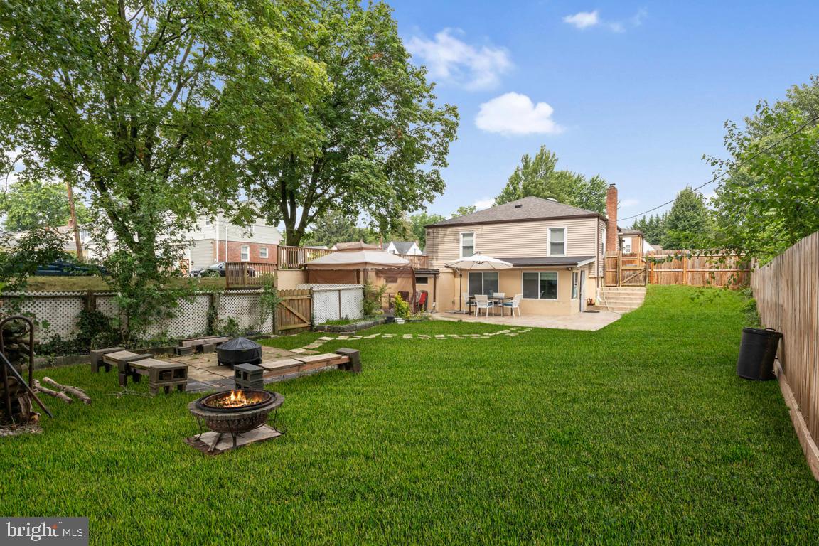 520 W Irvin Ave