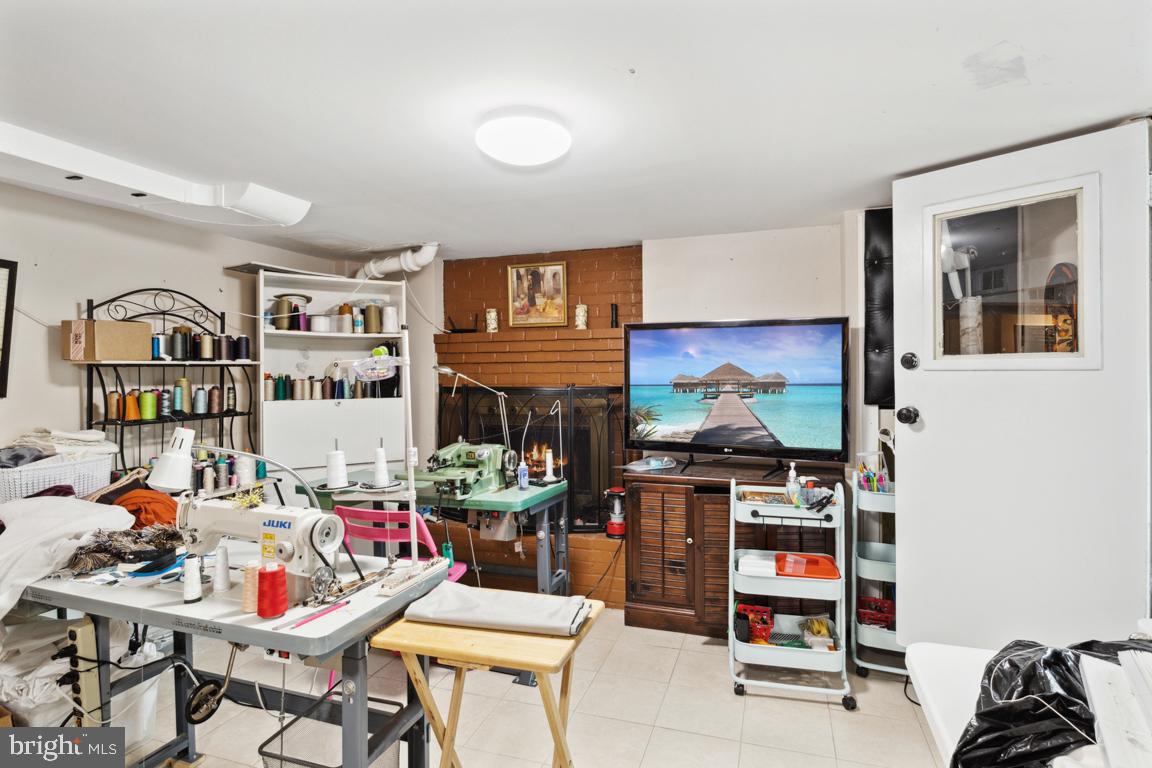 520 W Irvin Ave