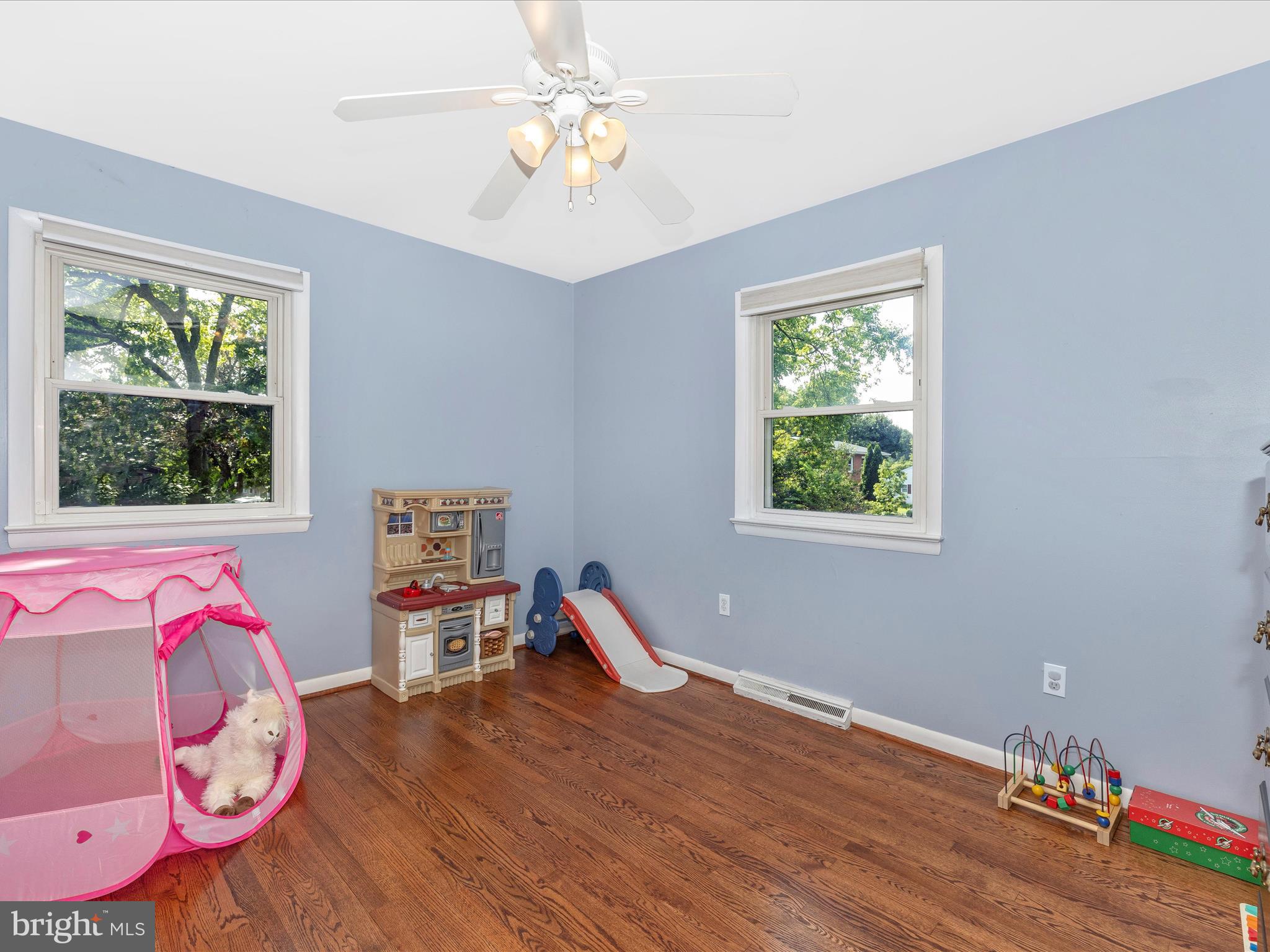 18506 SHERBROOKE DRIVE