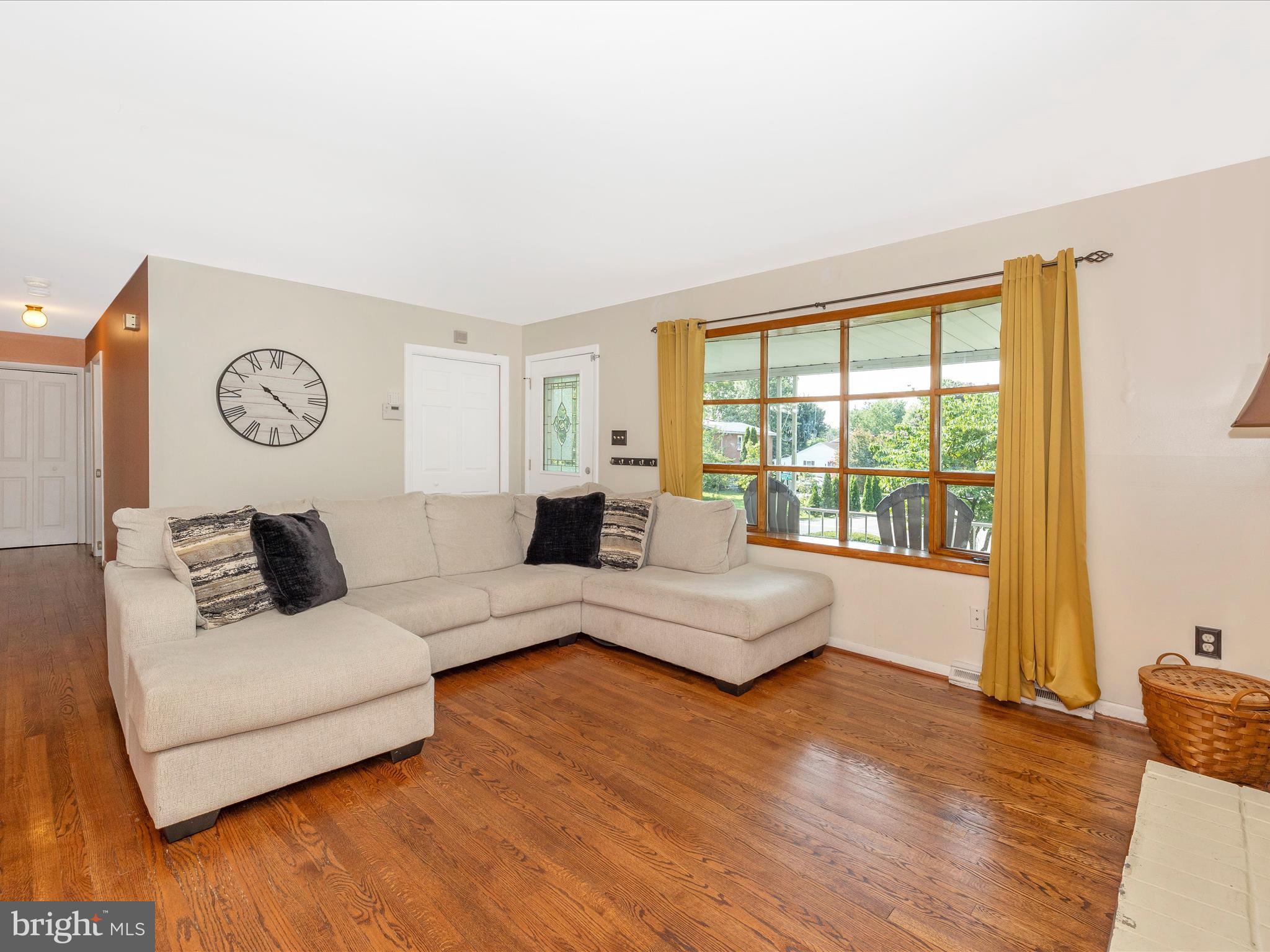 18506 SHERBROOKE DRIVE