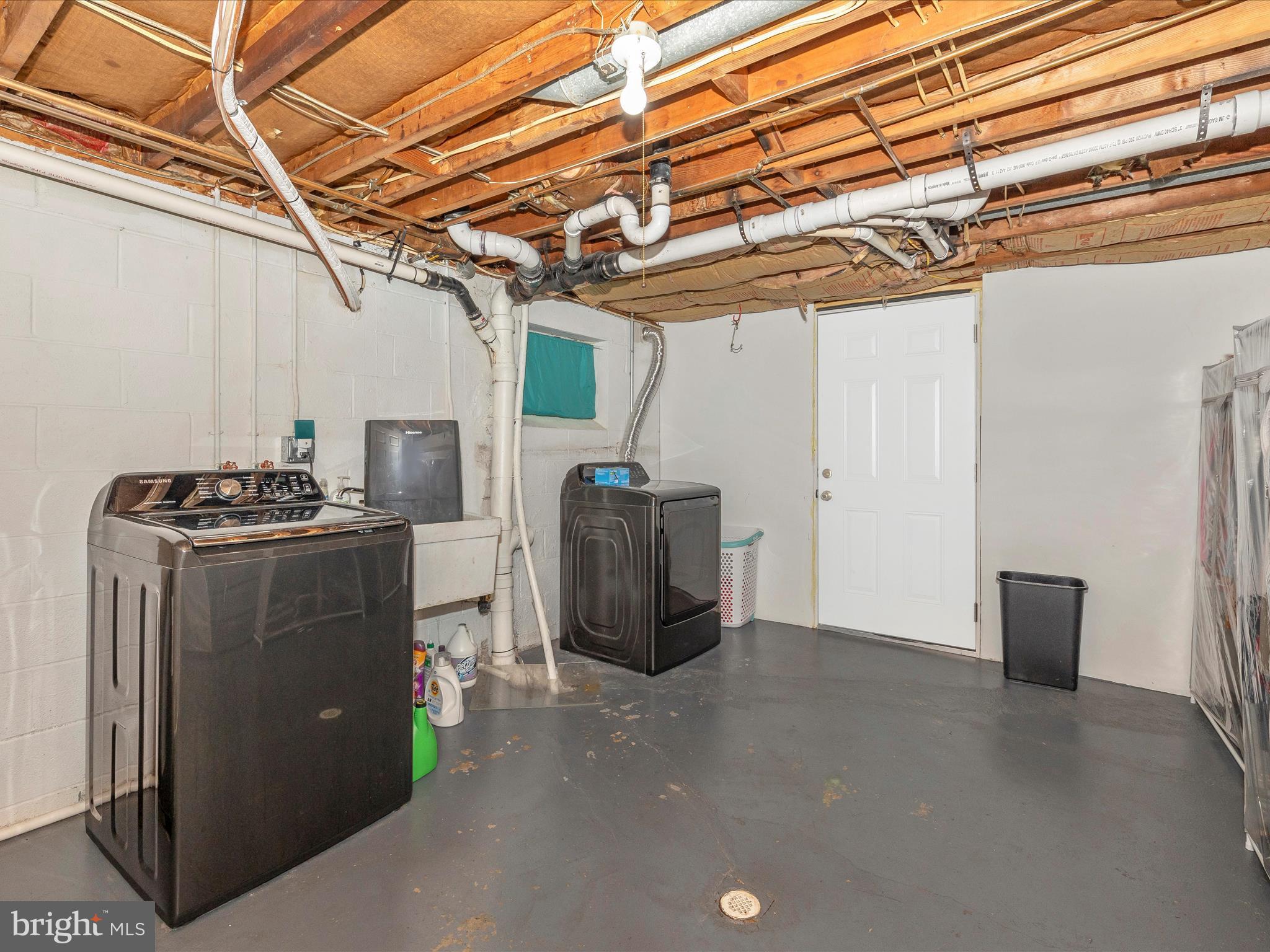 18506 SHERBROOKE DRIVE