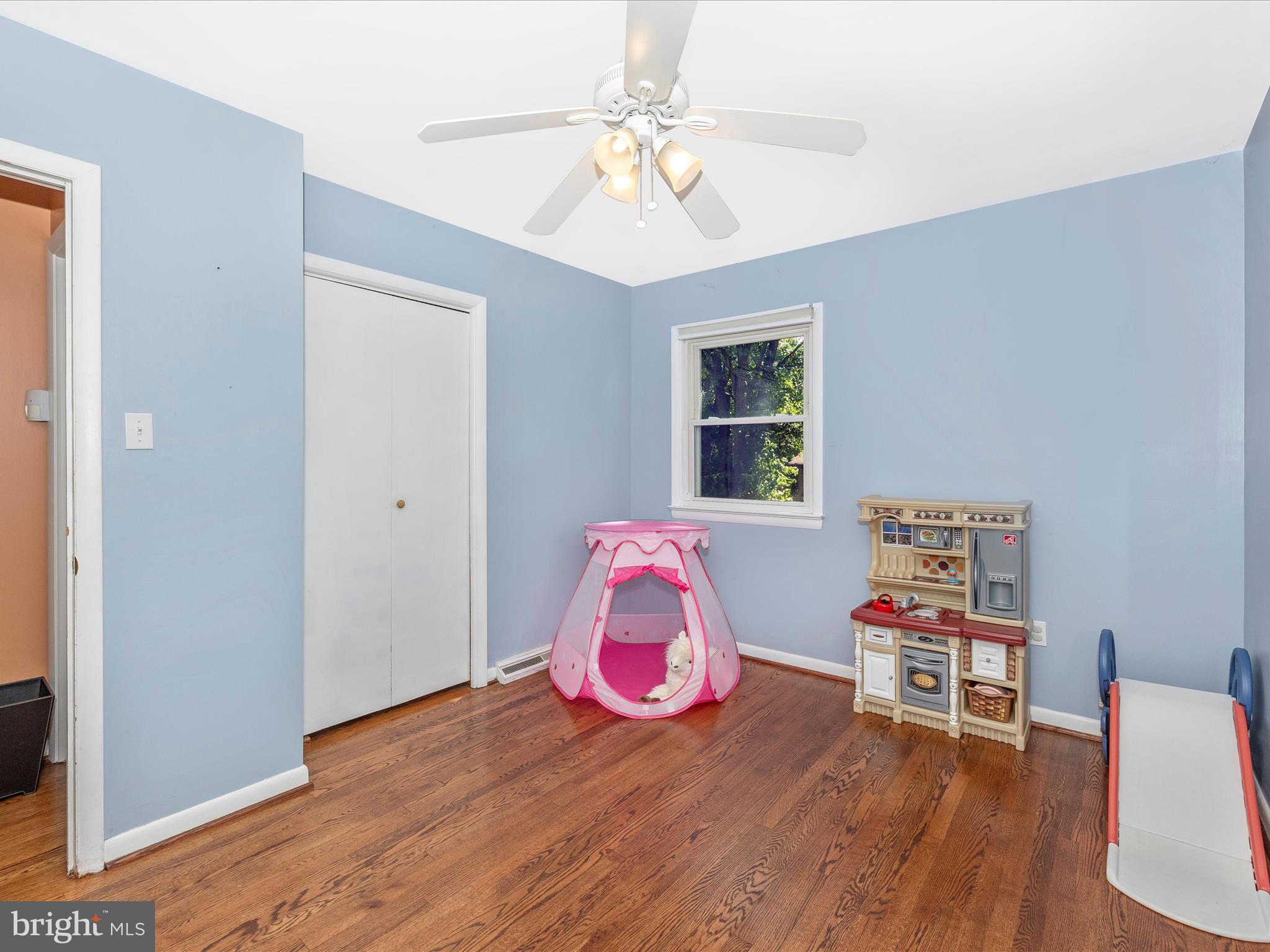 18506 SHERBROOKE DRIVE