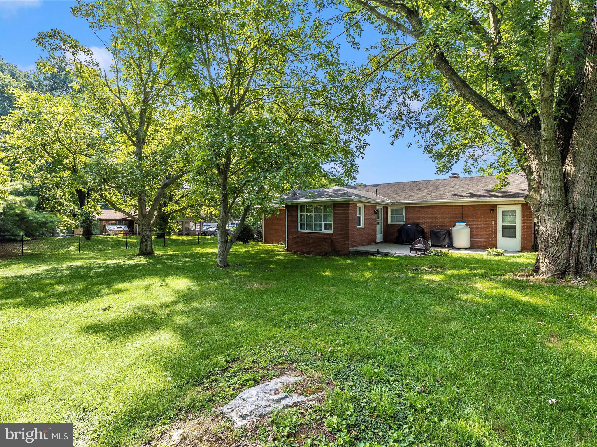 18506 SHERBROOKE DRIVE