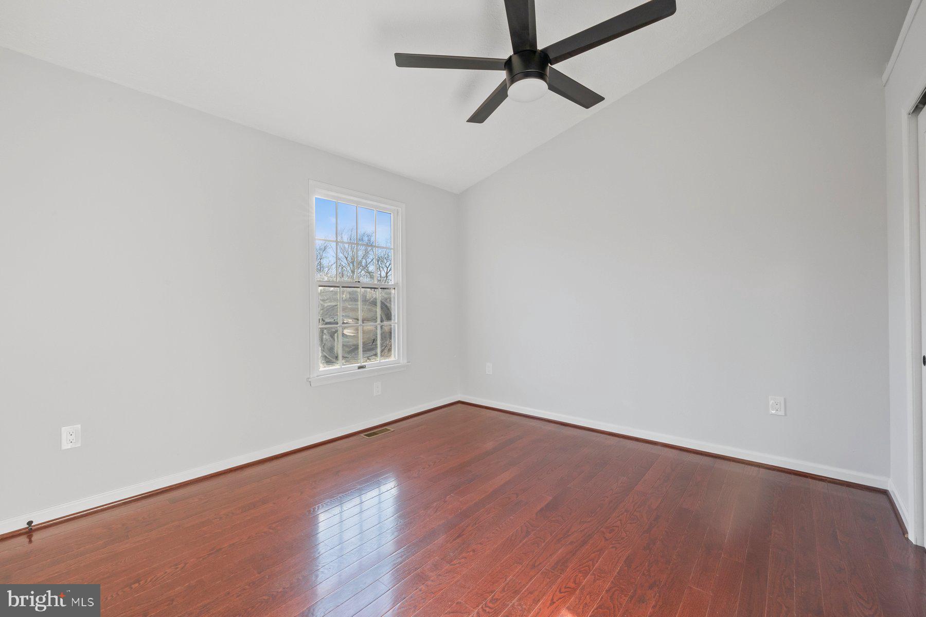 23052 Kateri Ln