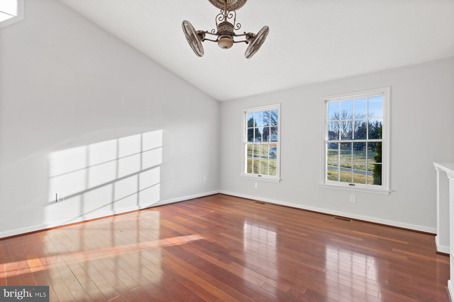 23052 Kateri Ln