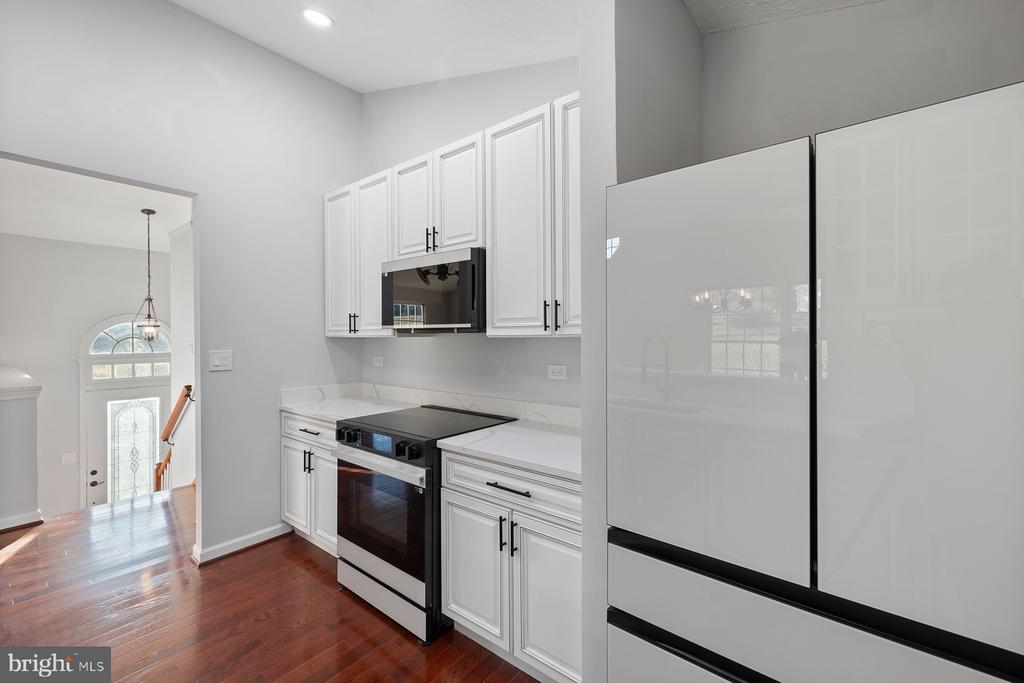23052 Kateri Ln