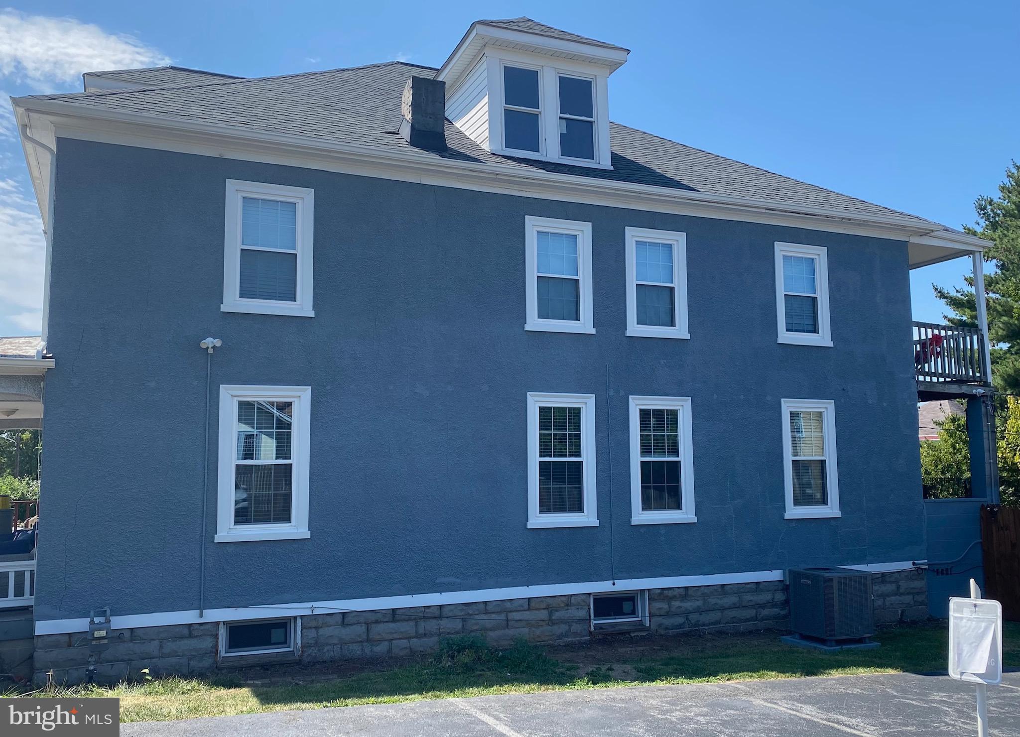 823 Guilford Ave