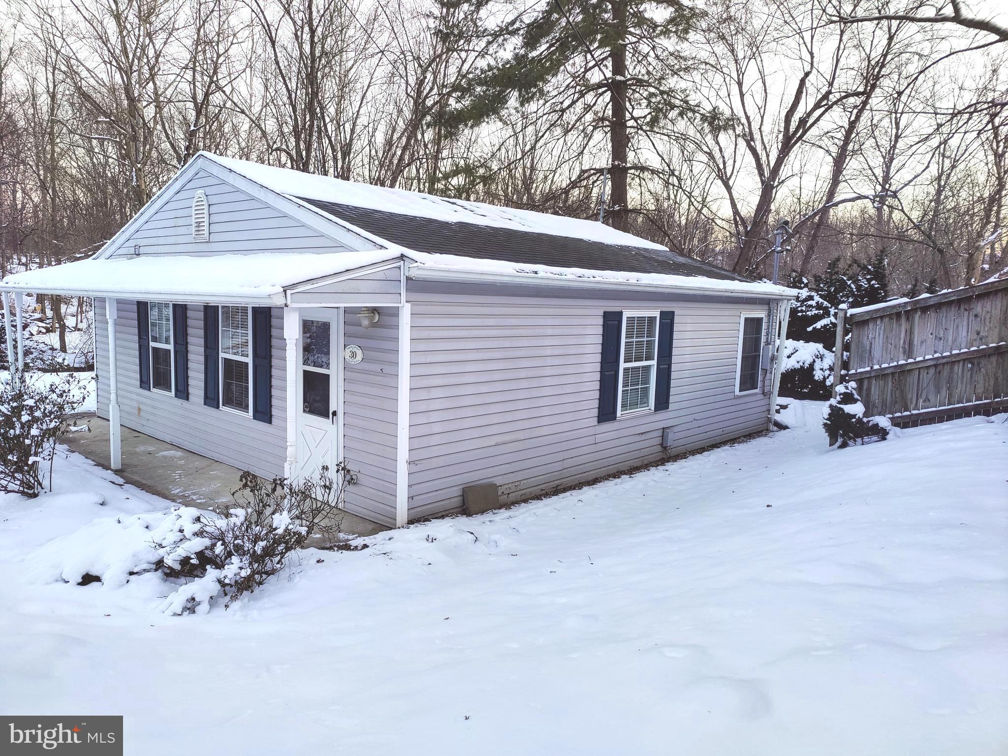 30 Bell Ln
