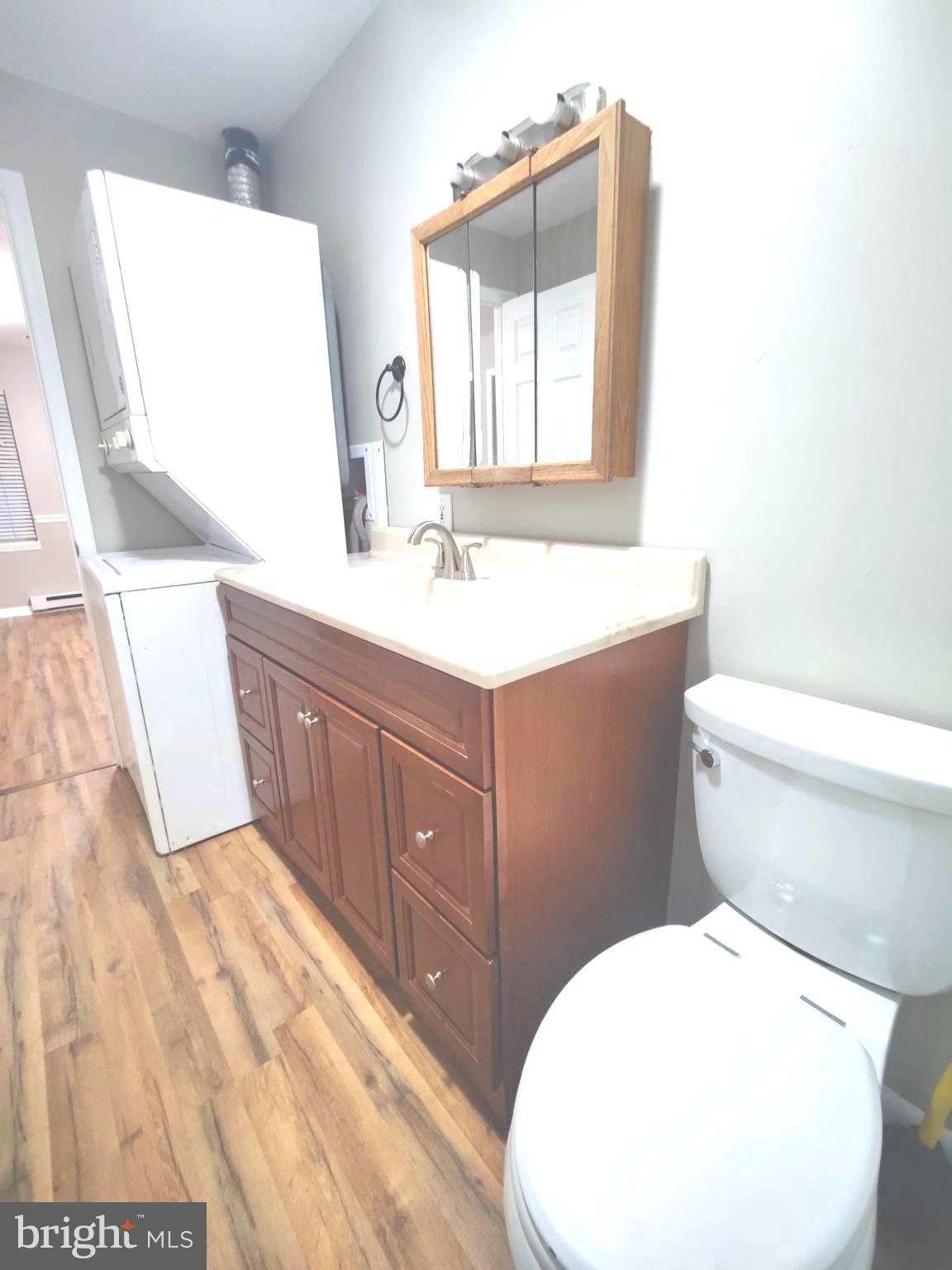 30 Bell Ln