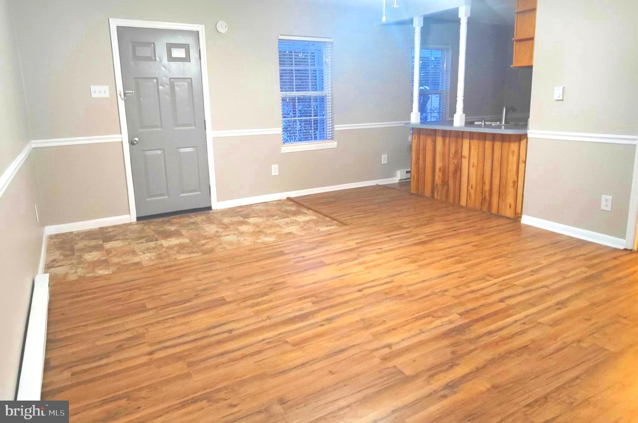 30 Bell Ln