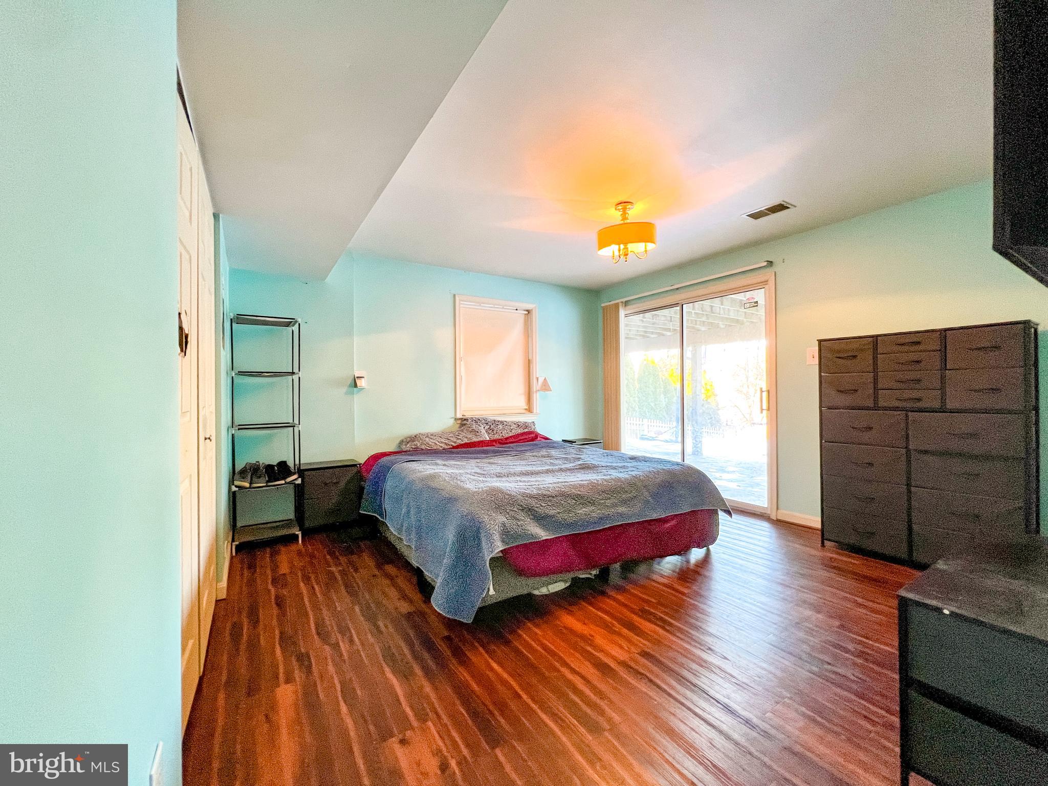 430 Westminster Ct