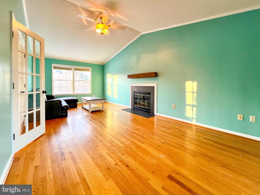 430 Westminster Ct