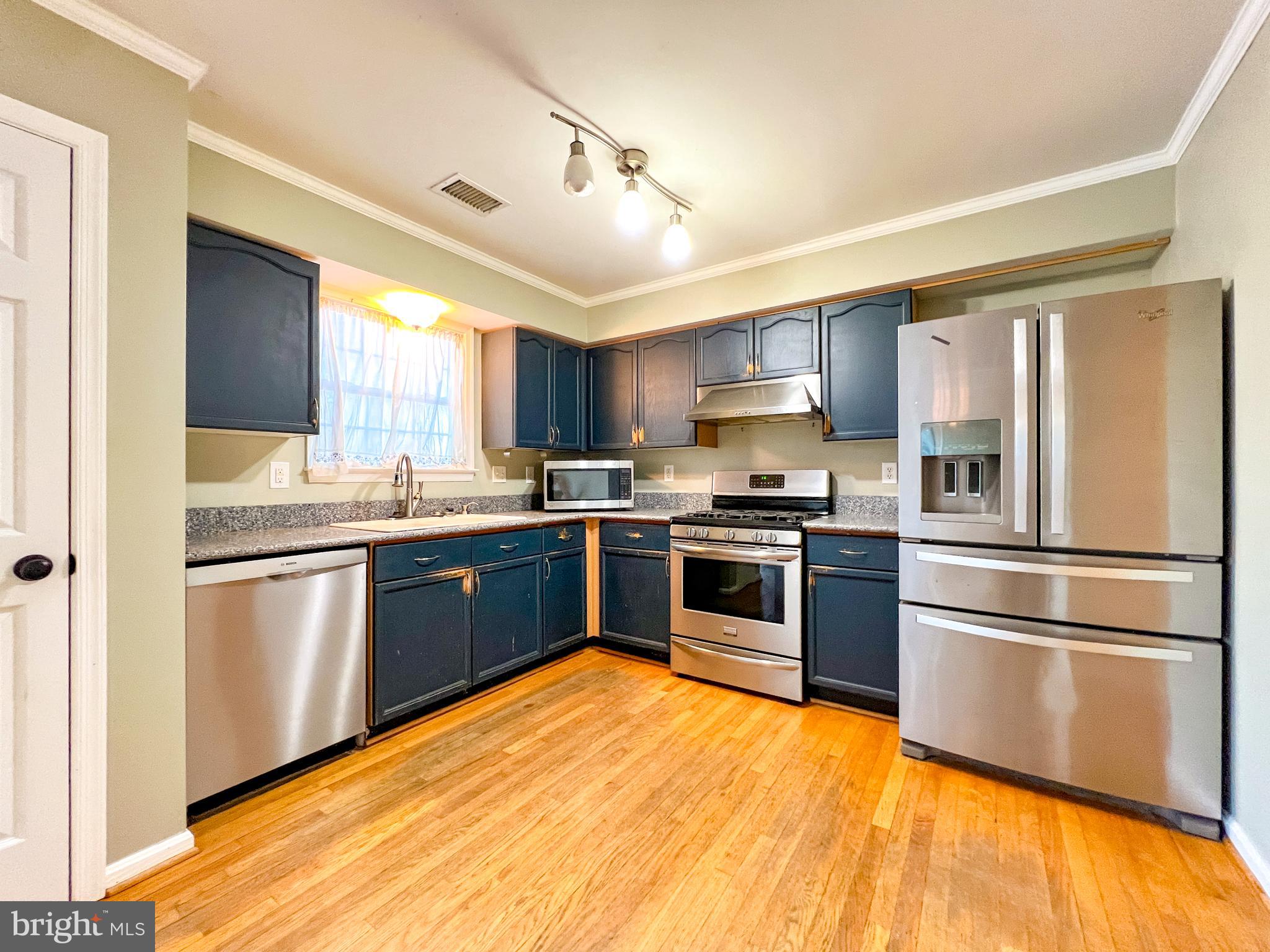 430 Westminster Ct