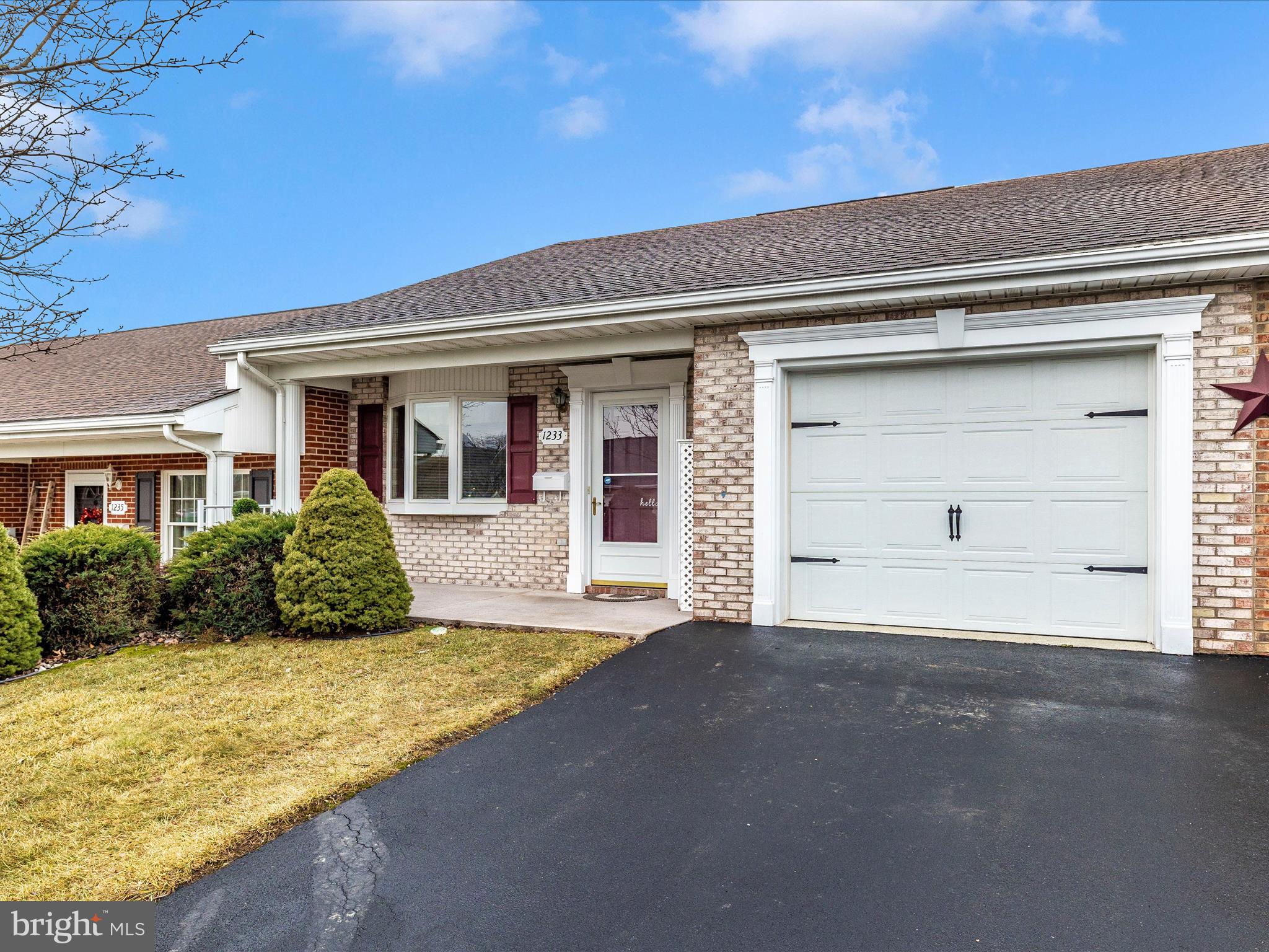 1233 GRAND LEGACY DRIVE