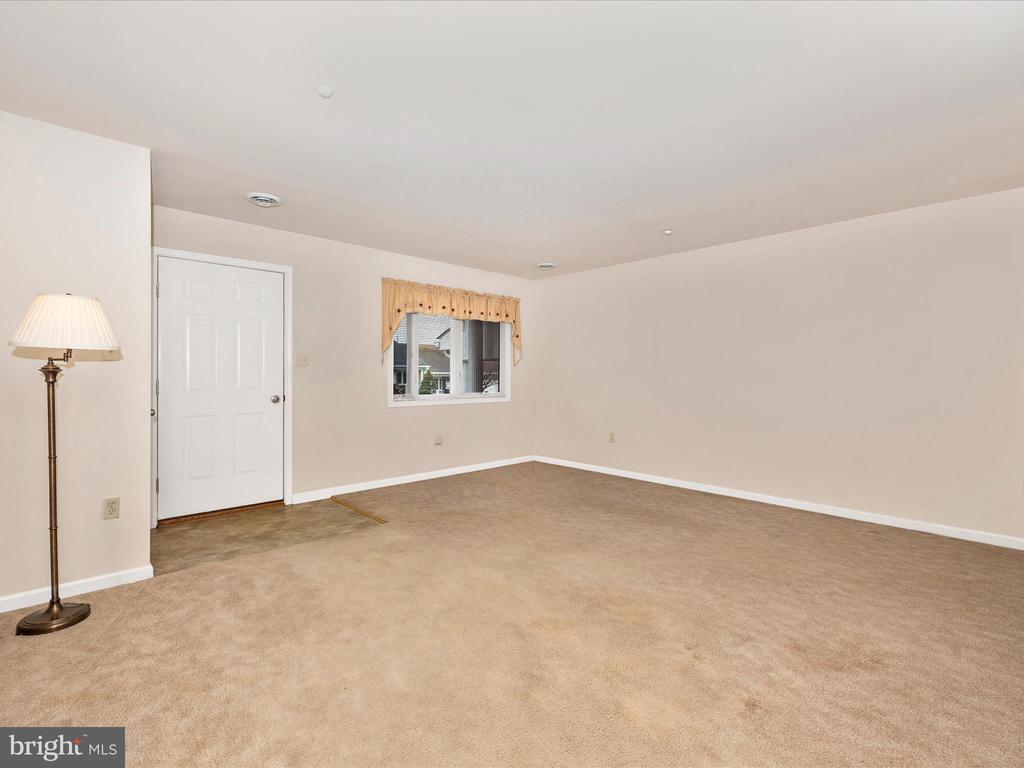 1233 GRAND LEGACY DRIVE