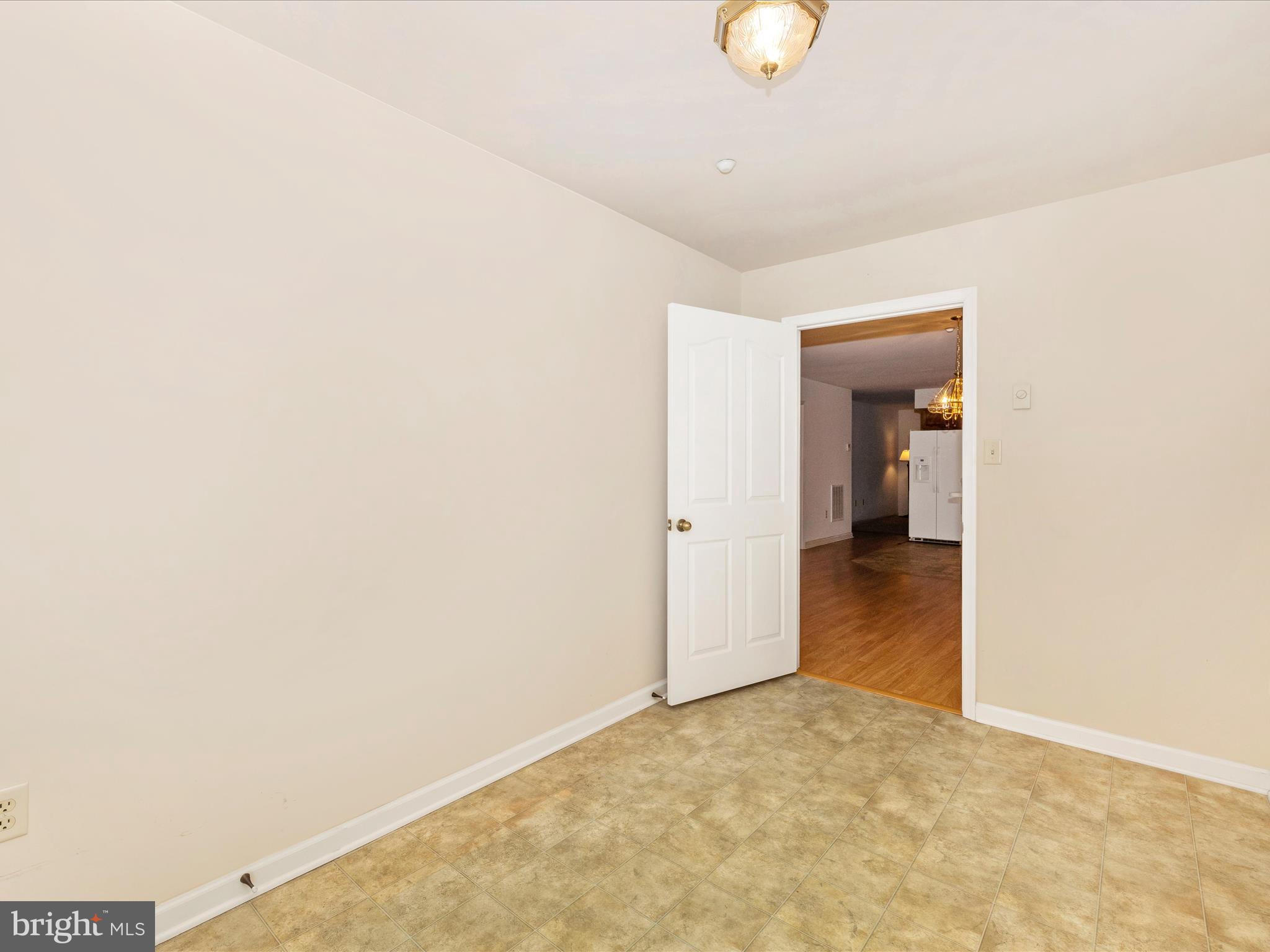 1233 GRAND LEGACY DRIVE