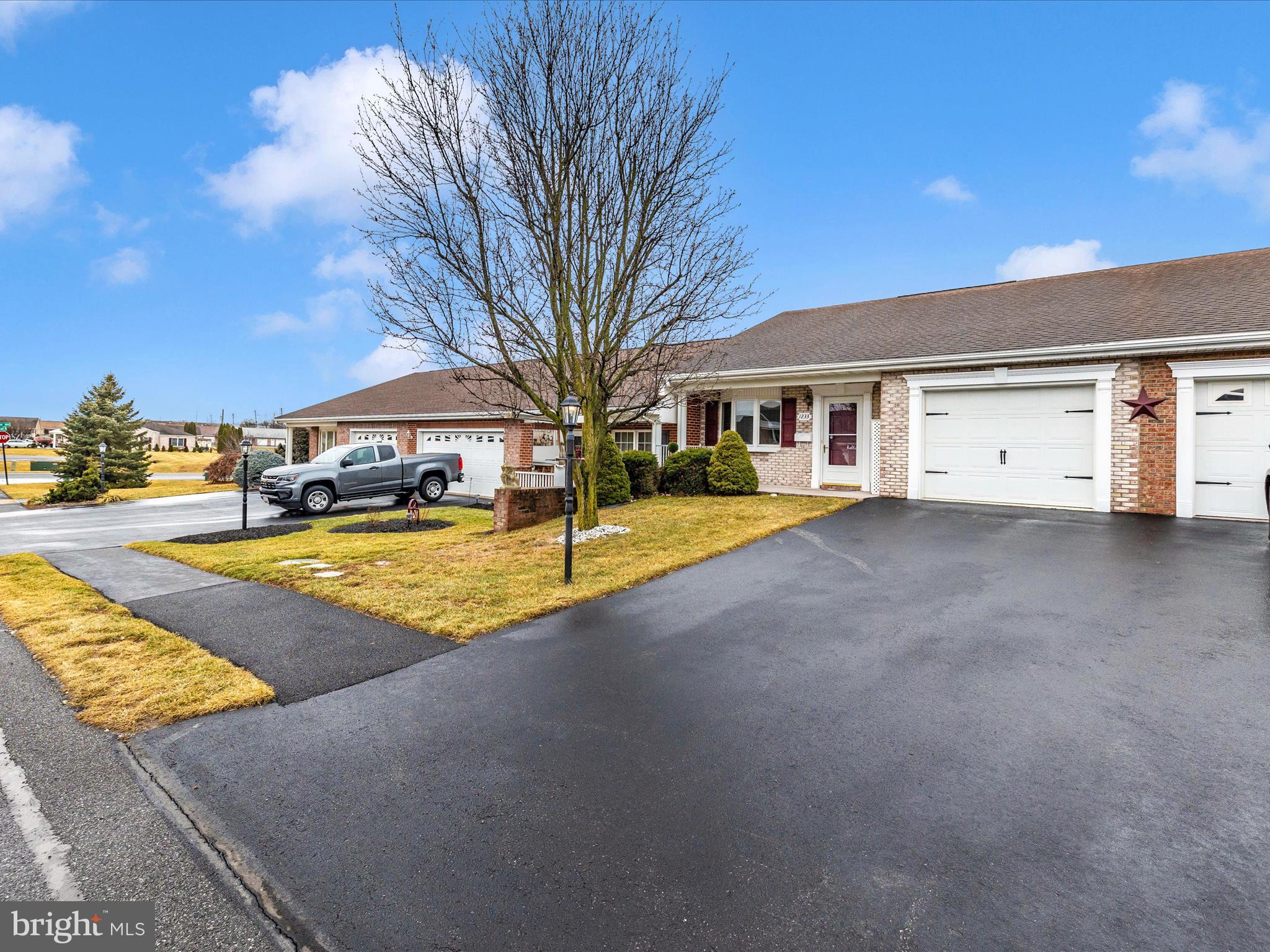 1233 GRAND LEGACY DRIVE