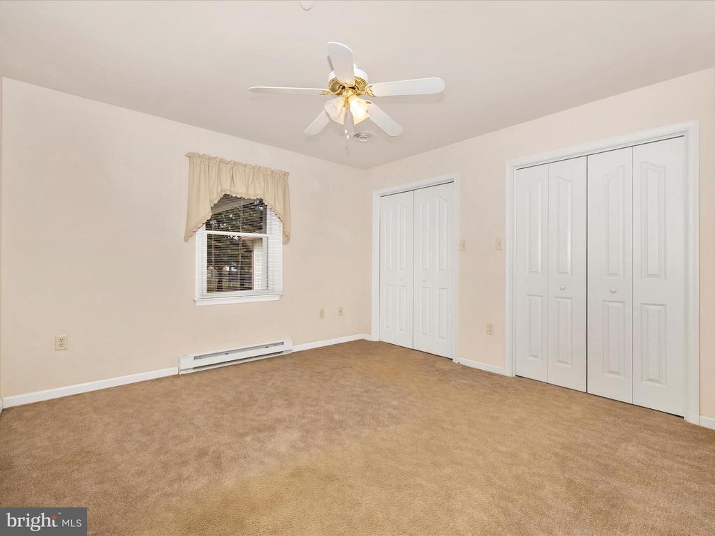 1233 GRAND LEGACY DRIVE