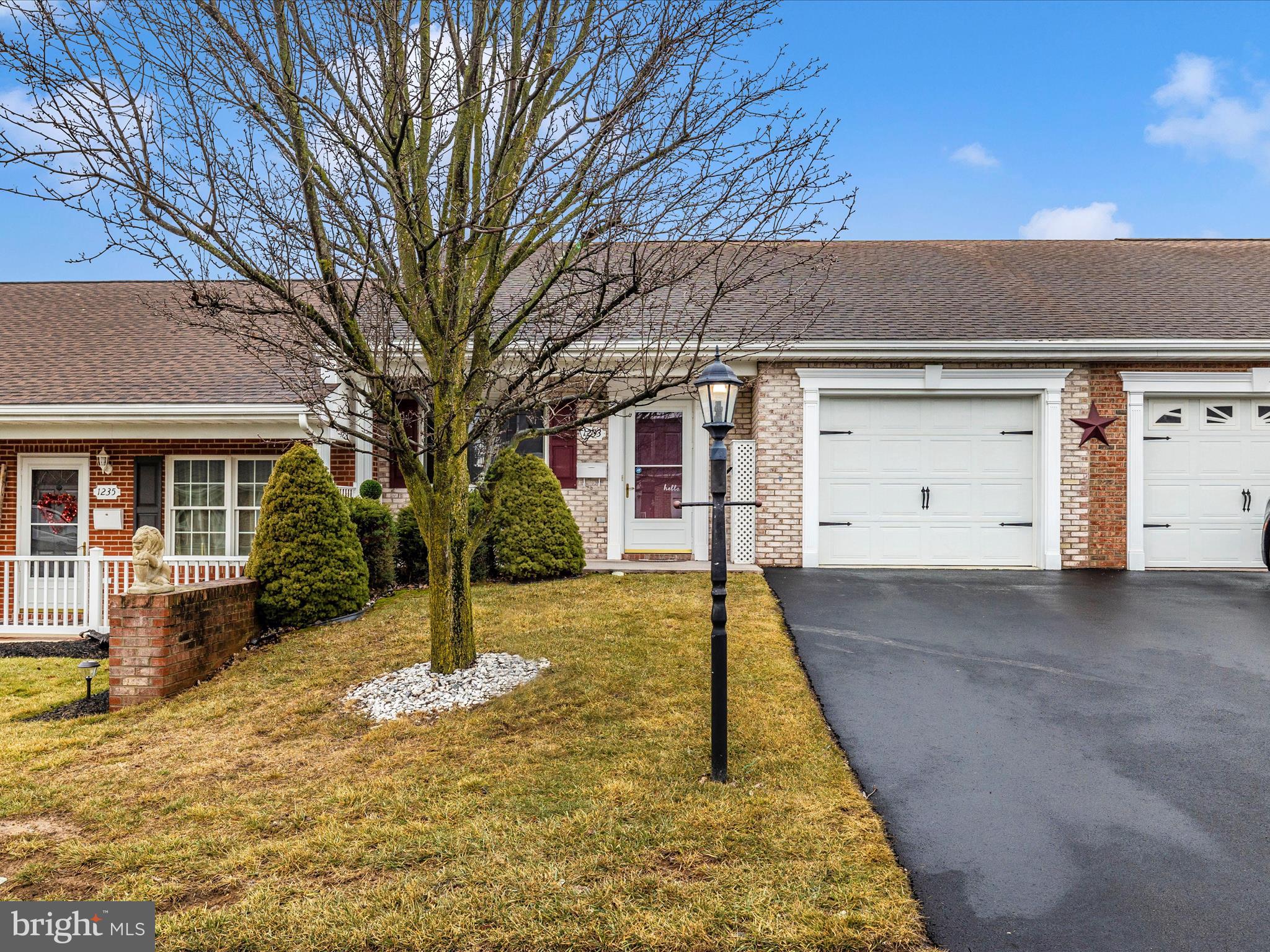 1233 GRAND LEGACY DRIVE