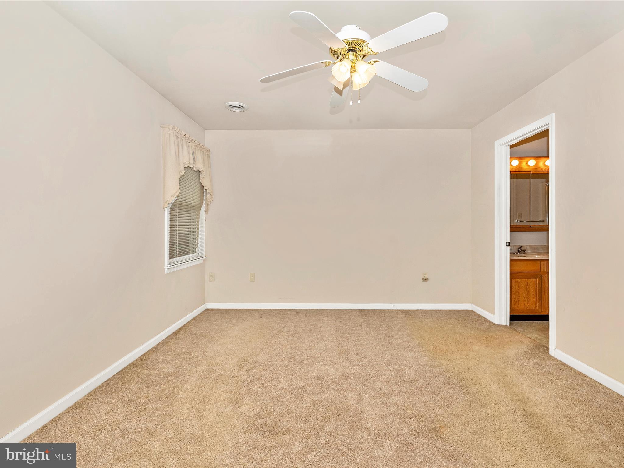 1233 GRAND LEGACY DRIVE