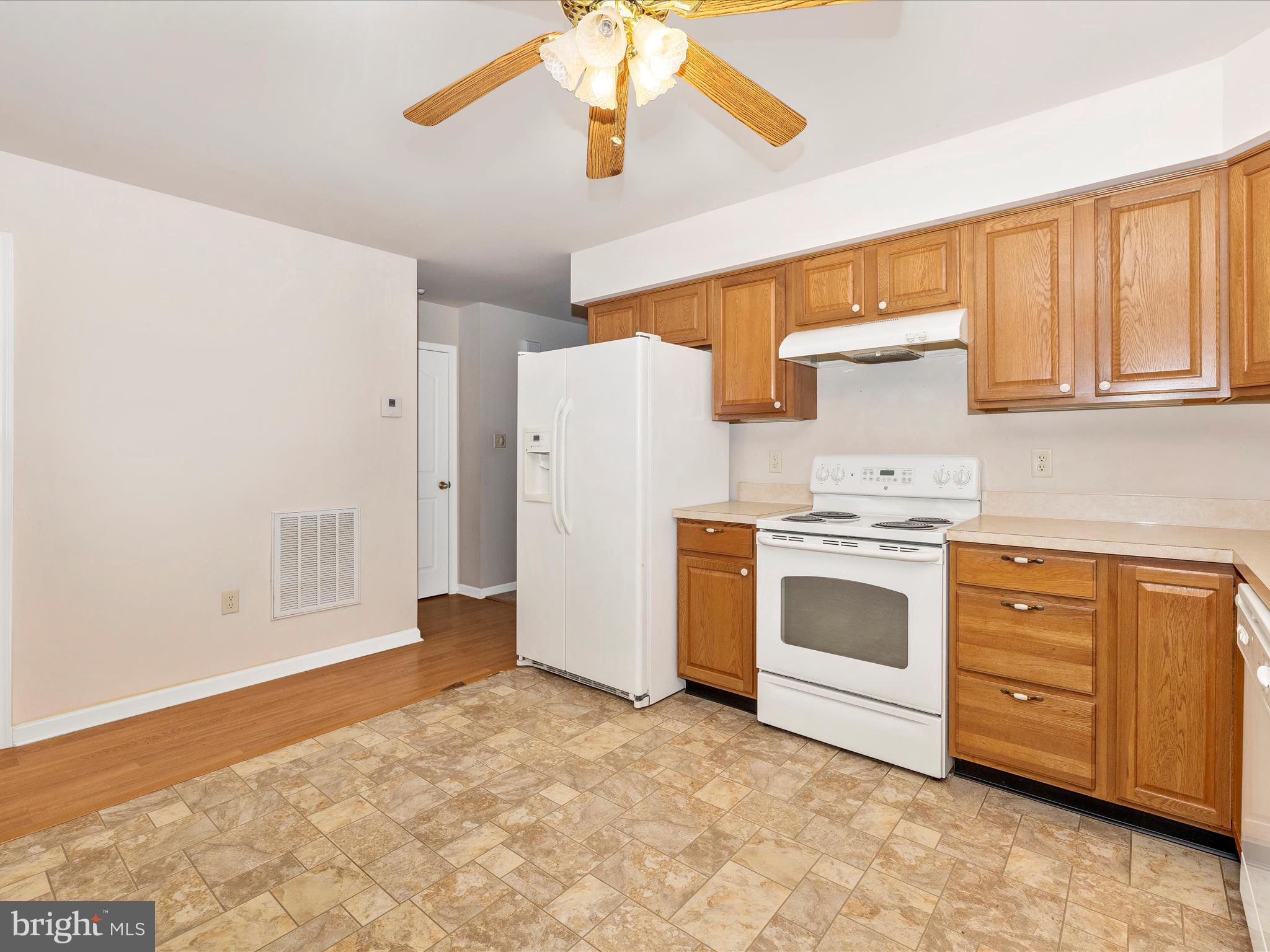 1233 GRAND LEGACY DRIVE