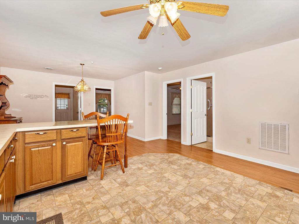 1233 GRAND LEGACY DRIVE