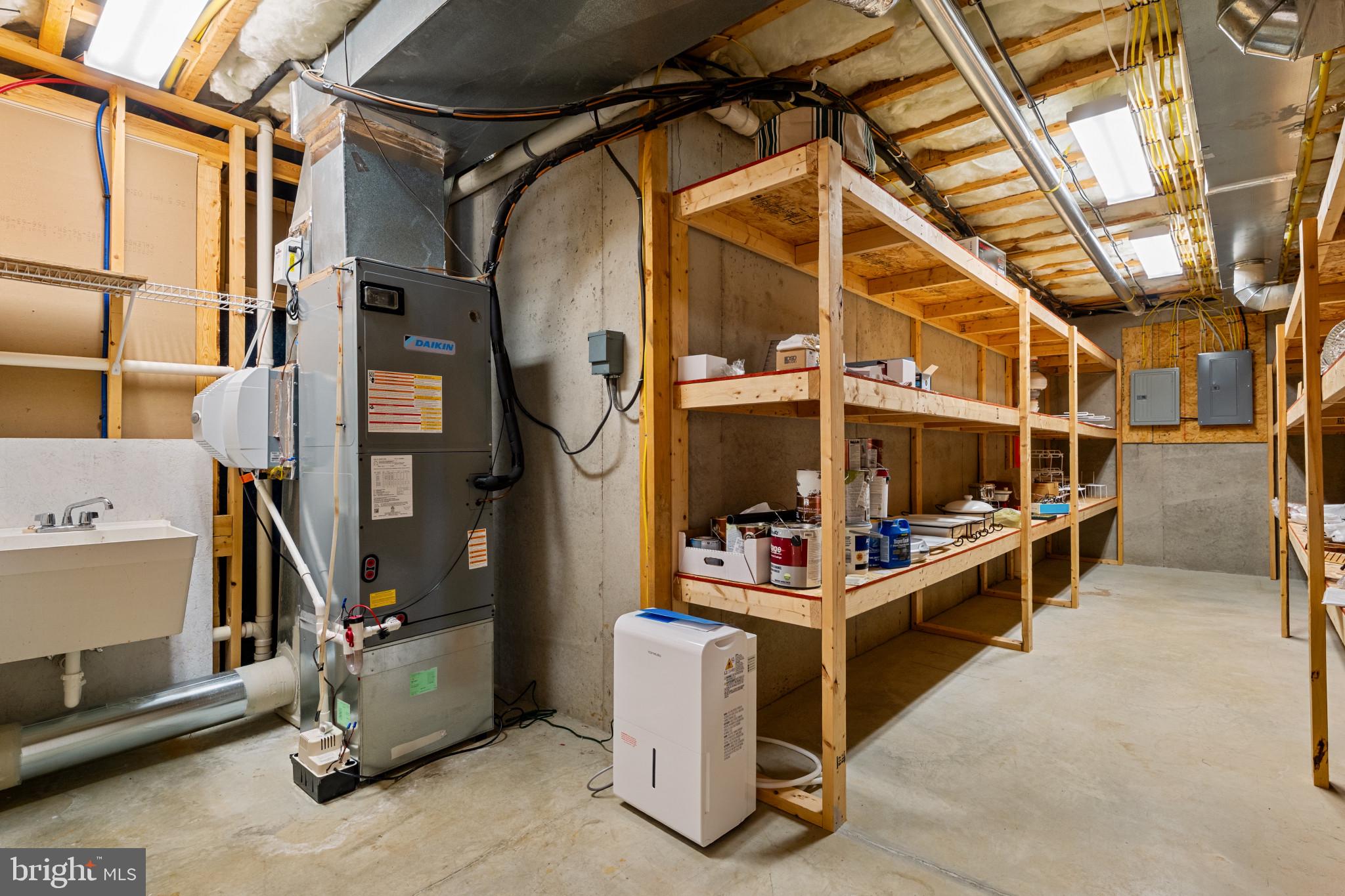 13054 HAWKINS CIRCLE 6