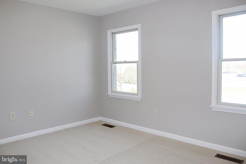 303 EAST RIDGE DRIVE