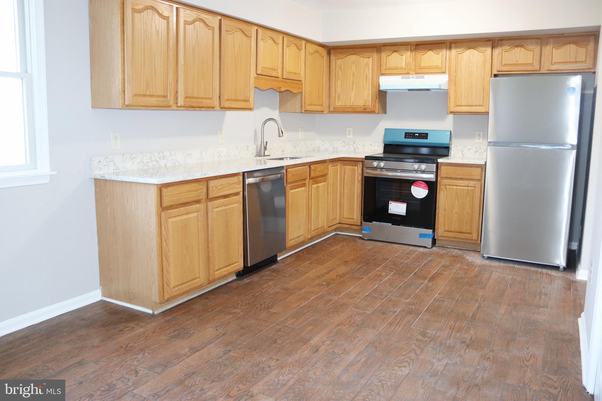 303 EAST RIDGE DRIVE