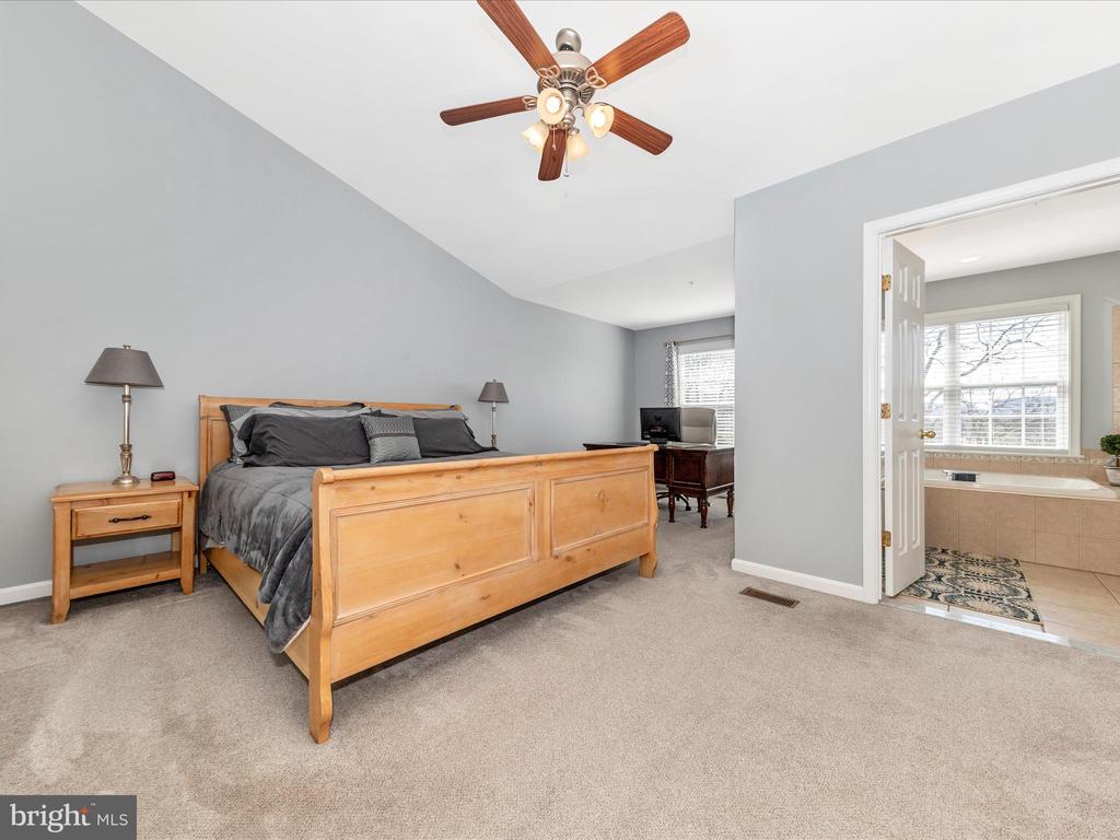403 Green Fern Cir