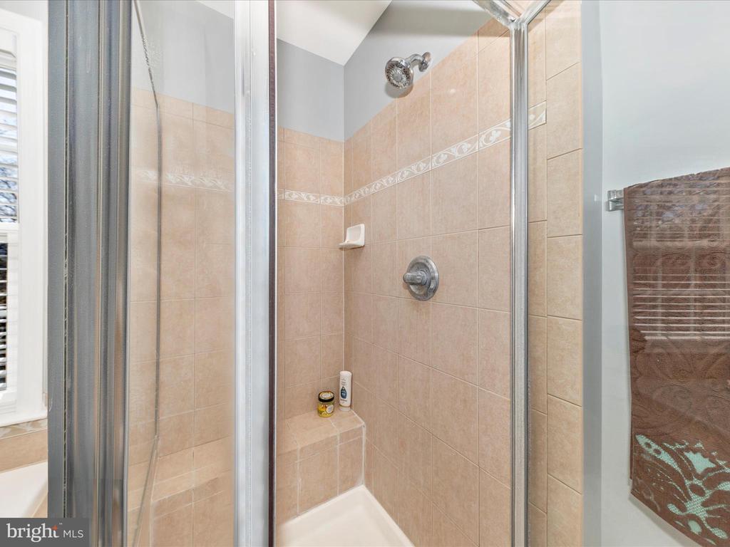 403 Green Fern Cir