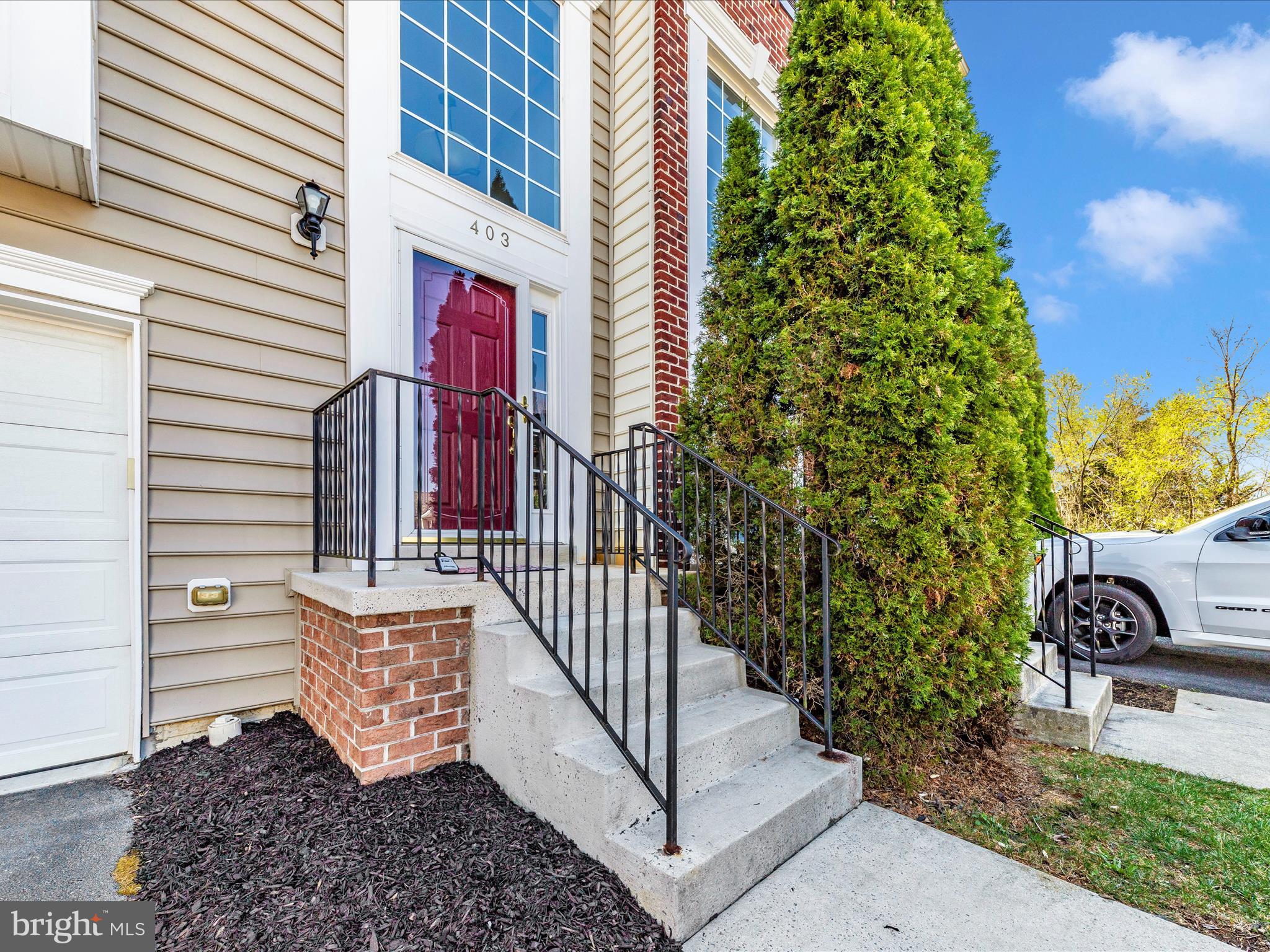 403 Green Fern Cir