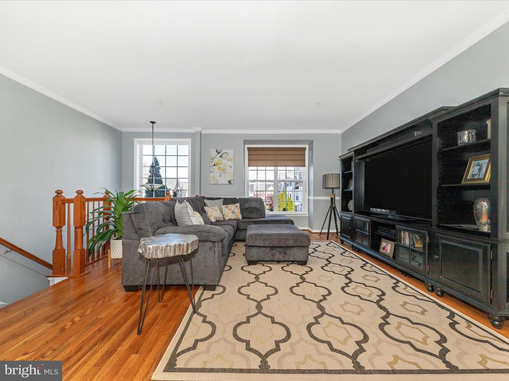 403 Green Fern Cir