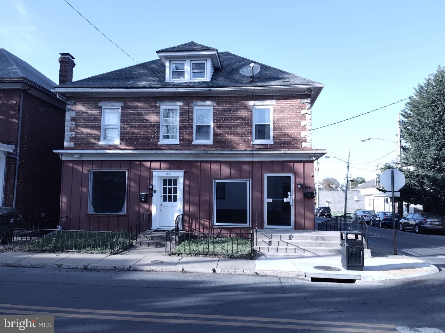 144 Fairground Ave