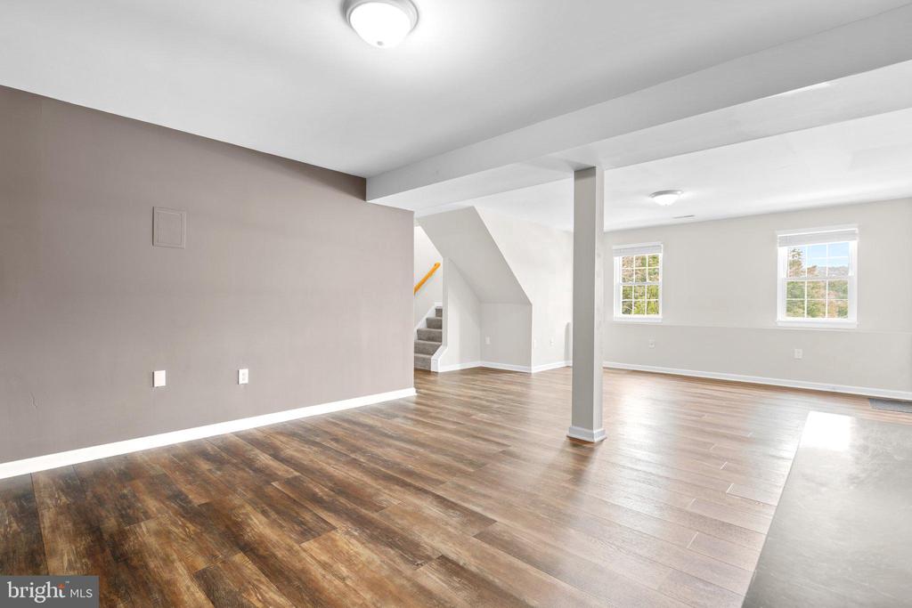 111 Gabriel Ct