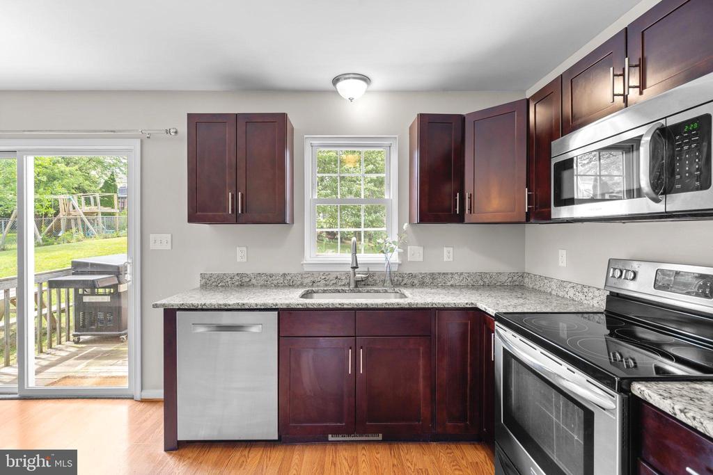 111 Gabriel Ct